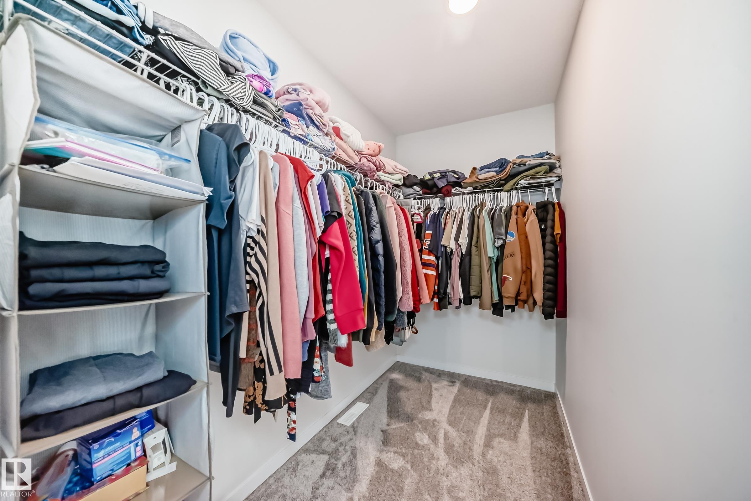 https://zimg.paragon.ice.com/ParagonImages/Property/PM/RAE/225402146/22/0/0/a9d94e5367ad19870d54ee712cda1a64/1/26a78871467eb368f0f5327ba849e05b/225402146-7F94B96B-4ABE-4D29-B0AE-594B74264714.JPG