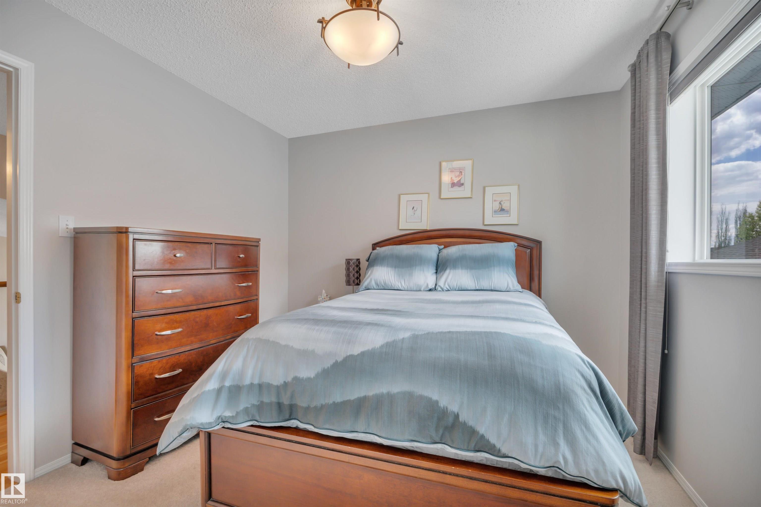 https://zimg.paragon.ice.com/ParagonImages/Property/PM/RAE/225402150/27/0/0/f49cb98b883263995f10b57c3994383c/1/c7a67dd44df1d1a290fc8738fd065c64/225402150-36cc05bb-affa-4f6c-bef9-24ea0271b8cb.JPG