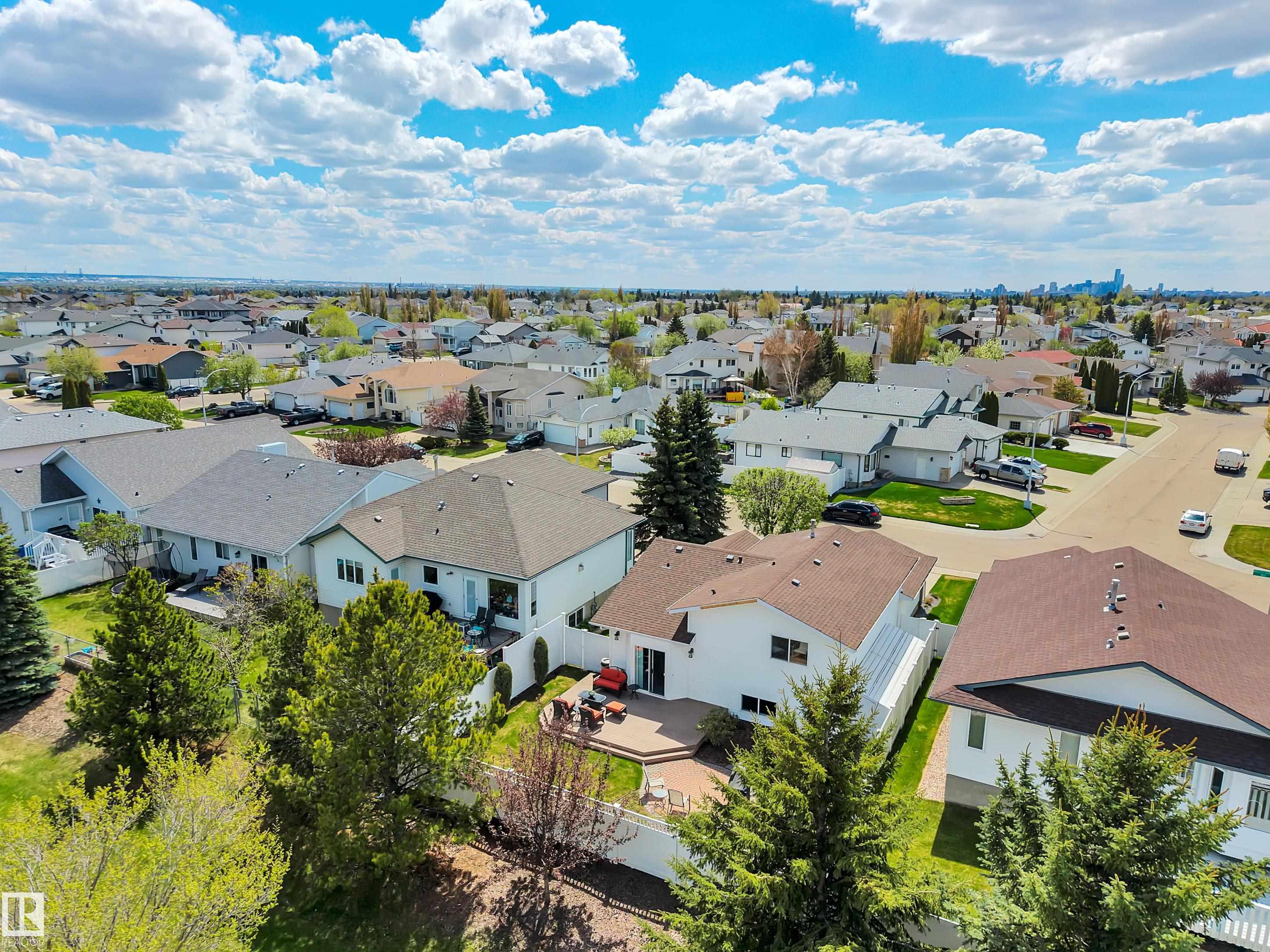 https://zimg.paragon.ice.com/ParagonImages/Property/PM/RAE/225402150/60/0/0/707f49da5f8d2fedf0ff71decdc888cc/1/c7a67dd44df1d1a290fc8738fd065c64/225402150-f5262599-380e-4f1a-a2ea-891a97b018f1.JPG