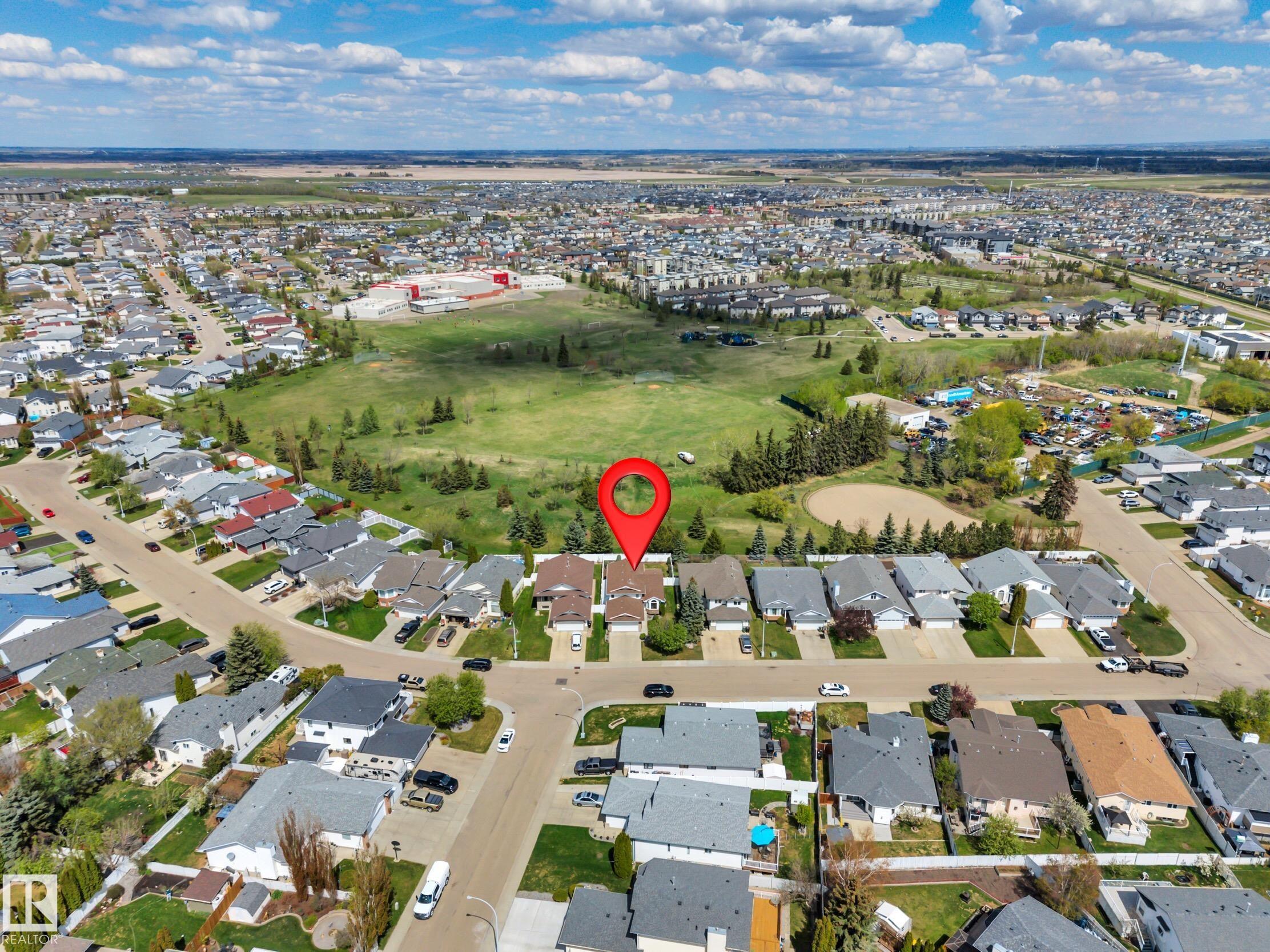 https://zimg.paragon.ice.com/ParagonImages/Property/PM/RAE/225402150/67/0/0/95055c1d9bd8ff88492aca3ceb932178/1/c7a67dd44df1d1a290fc8738fd065c64/225402150-4391a035-f33a-4469-98c4-2c0226e708fb.JPG