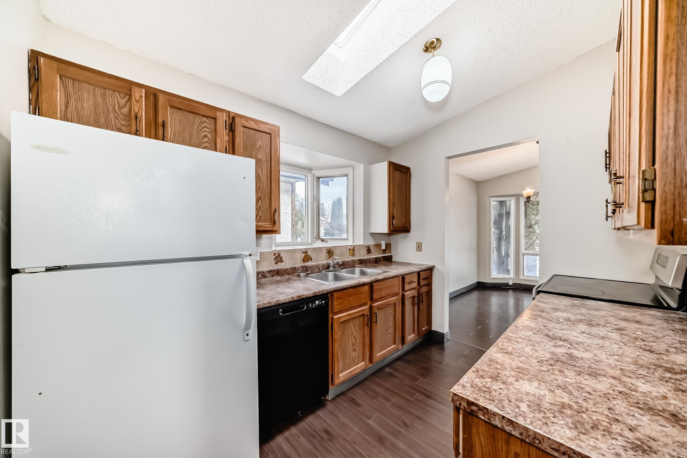 Photo 16 at 8516 190 Street NW, Aldergrove, Edmonton
