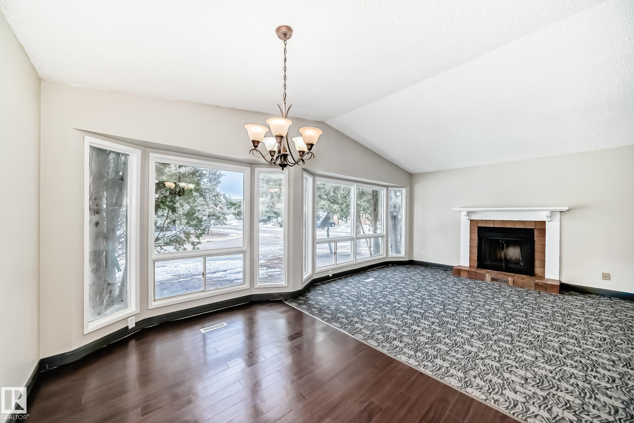 8516 190 Street NW, Aldergrove, Edmonton