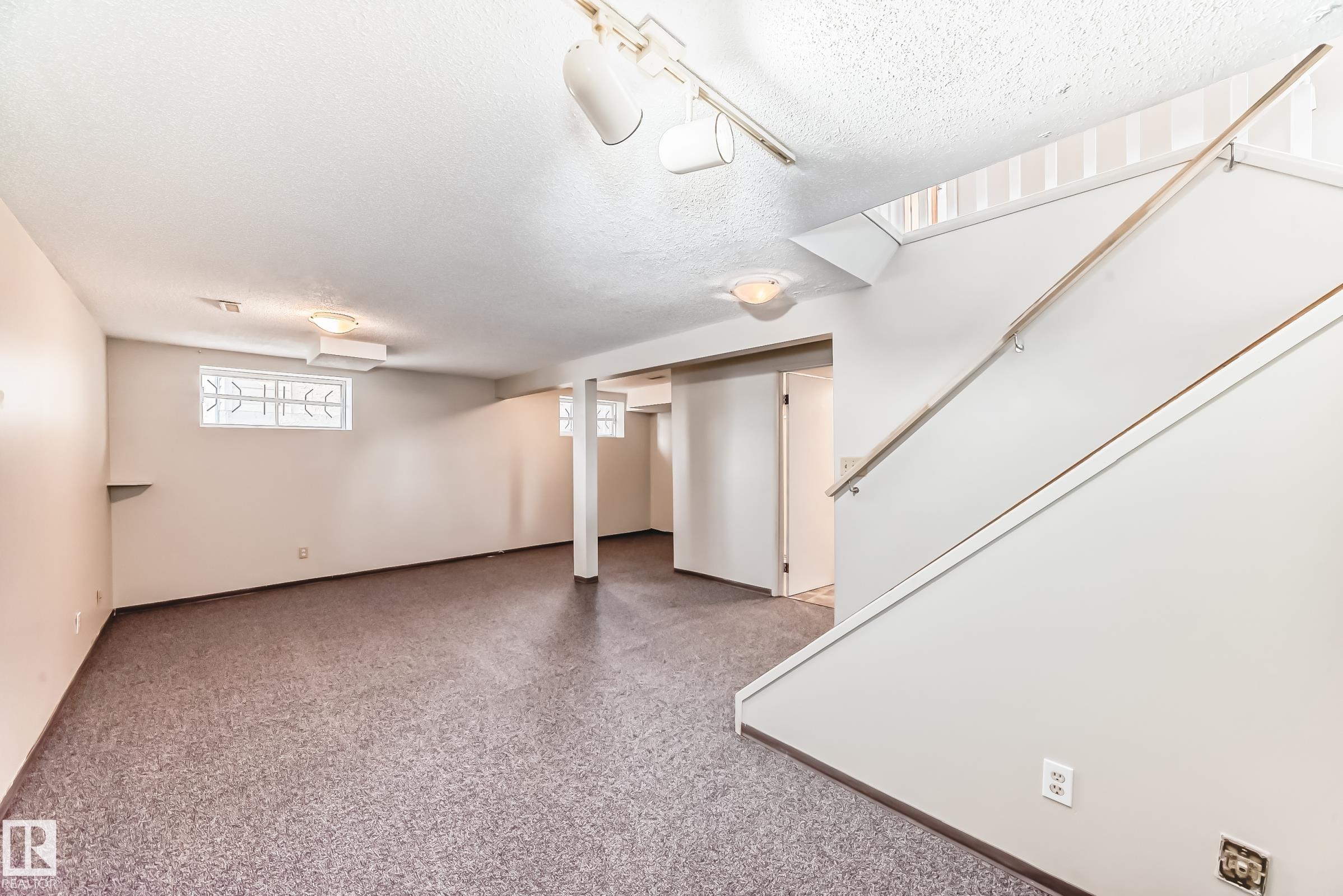 Photo 31 at 8516 190 Street NW, Aldergrove, Edmonton
