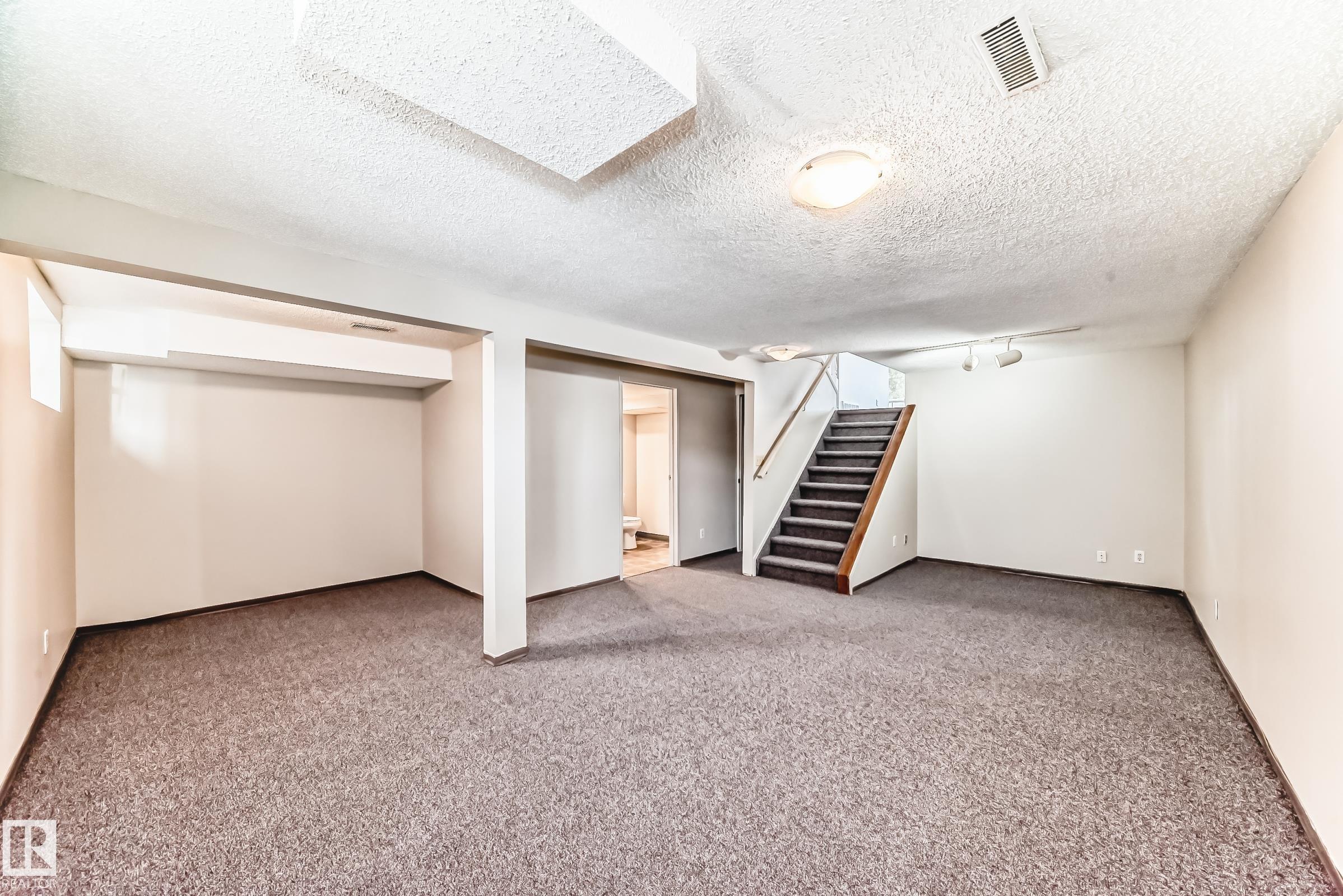 Photo 35 at 8516 190 Street NW, Aldergrove, Edmonton