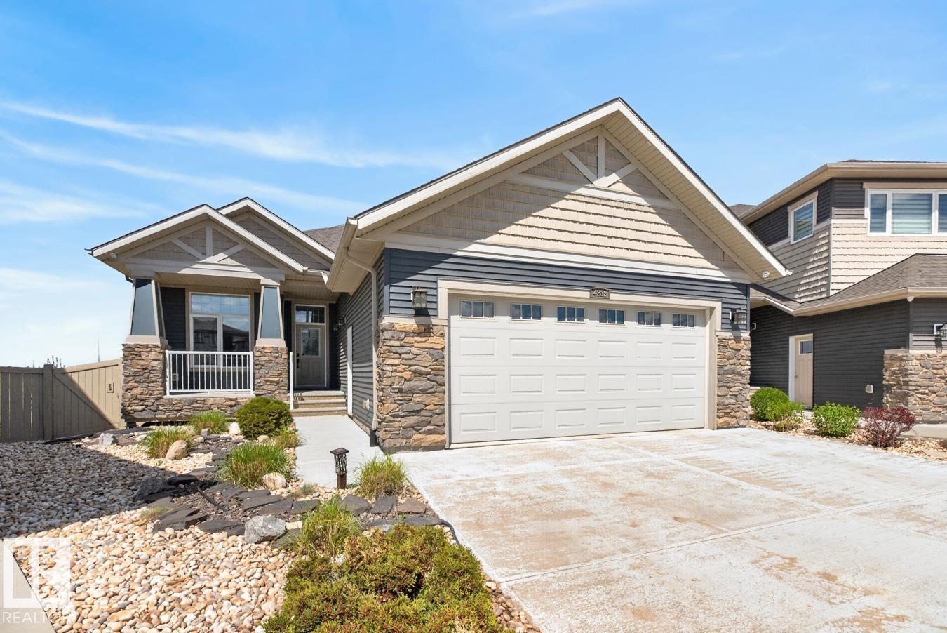 Photo 2 at 4232 8 Street NW, Maple Crest, Edmonton