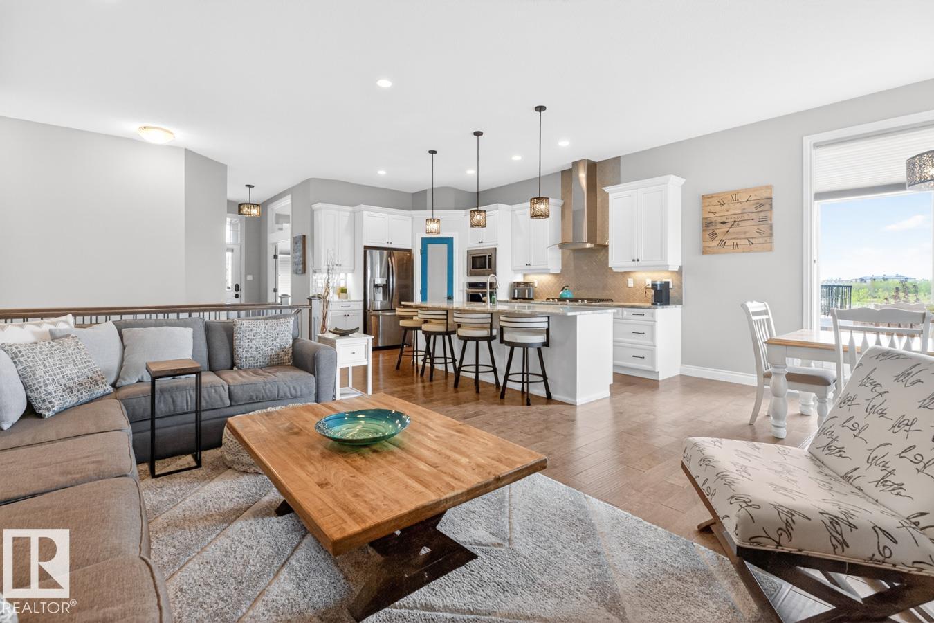 Photo 14 at 4232 8 Street NW, Maple Crest, Edmonton