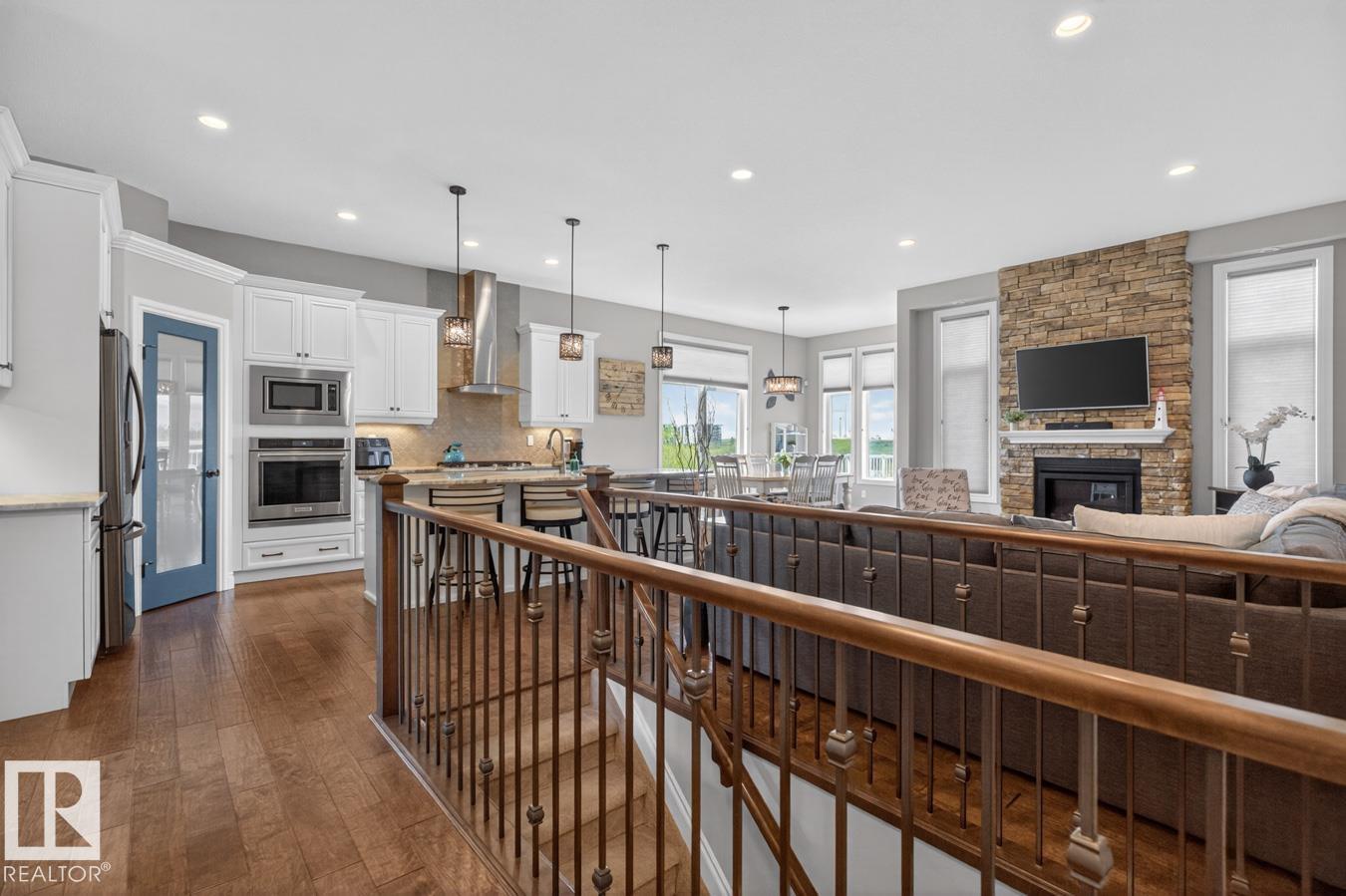 Photo 17 at 4232 8 Street NW, Maple Crest, Edmonton