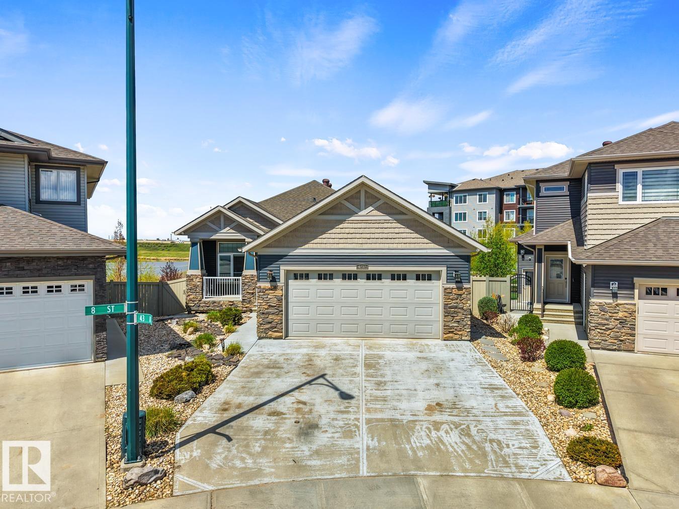 Photo 52 at 4232 8 Street NW, Maple Crest, Edmonton