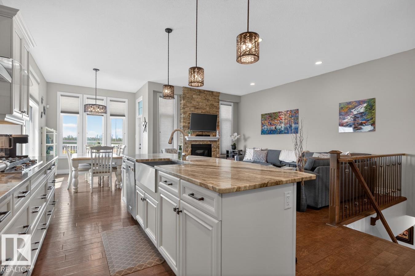 Photo 8 at 4232 8 Street NW, Maple Crest, Edmonton