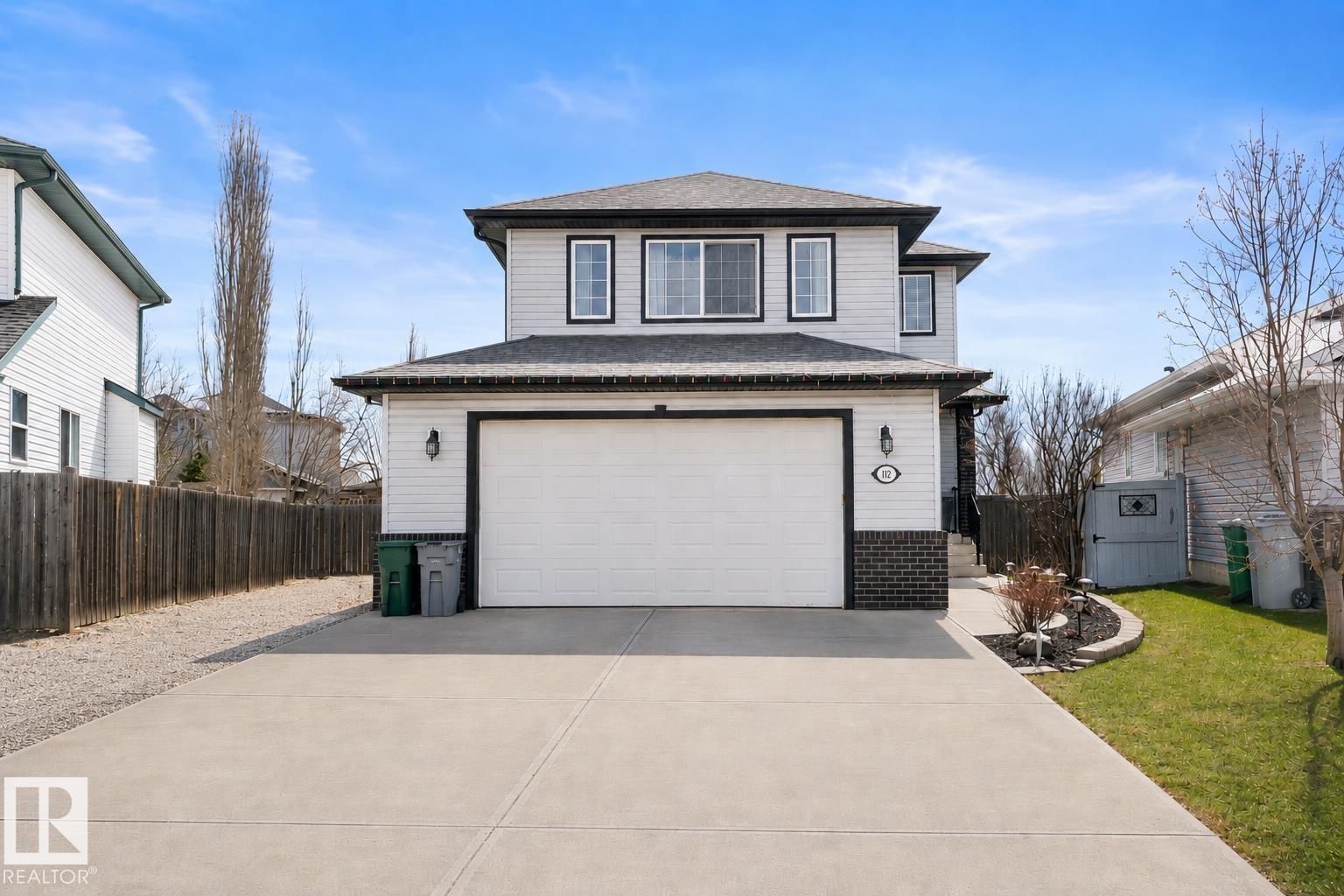 112 Lakeland point(e), Beaumont Lakes, Beaumont