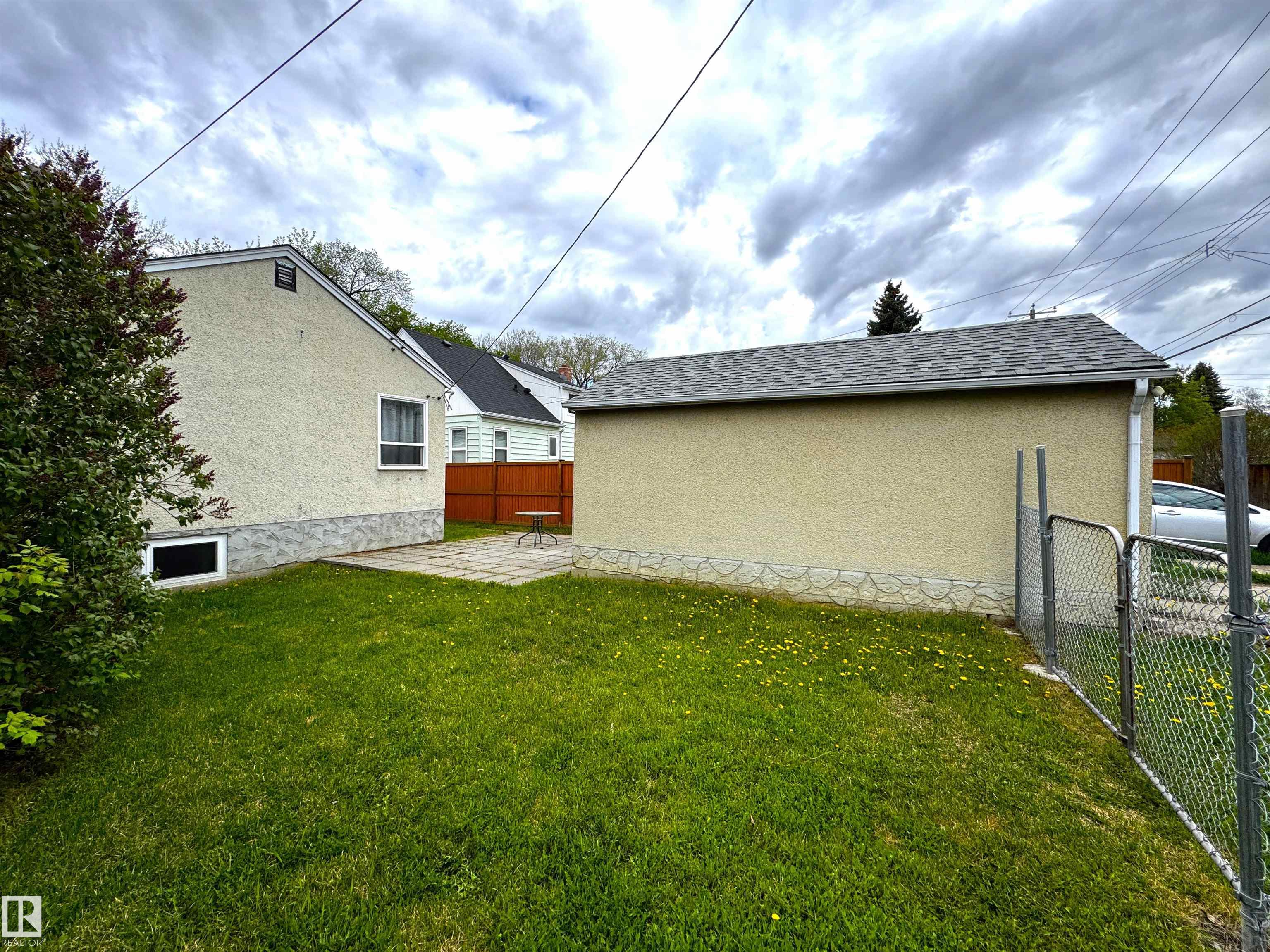 Photo 20 at 9015 91 Street NW, Bonnie Doon, Edmonton