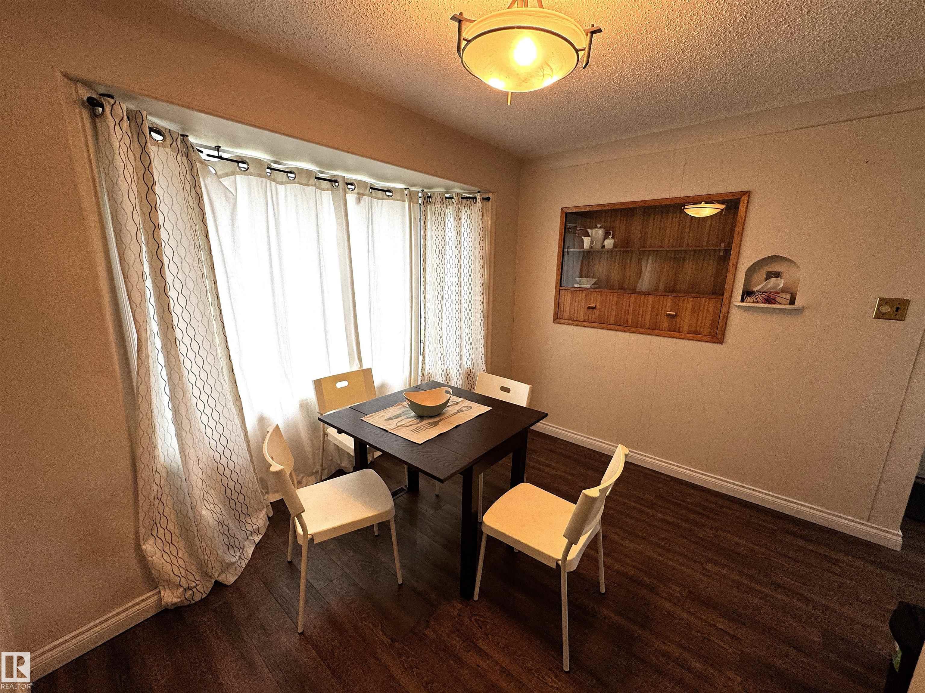 9015 91 Street NW, Bonnie Doon, Edmonton