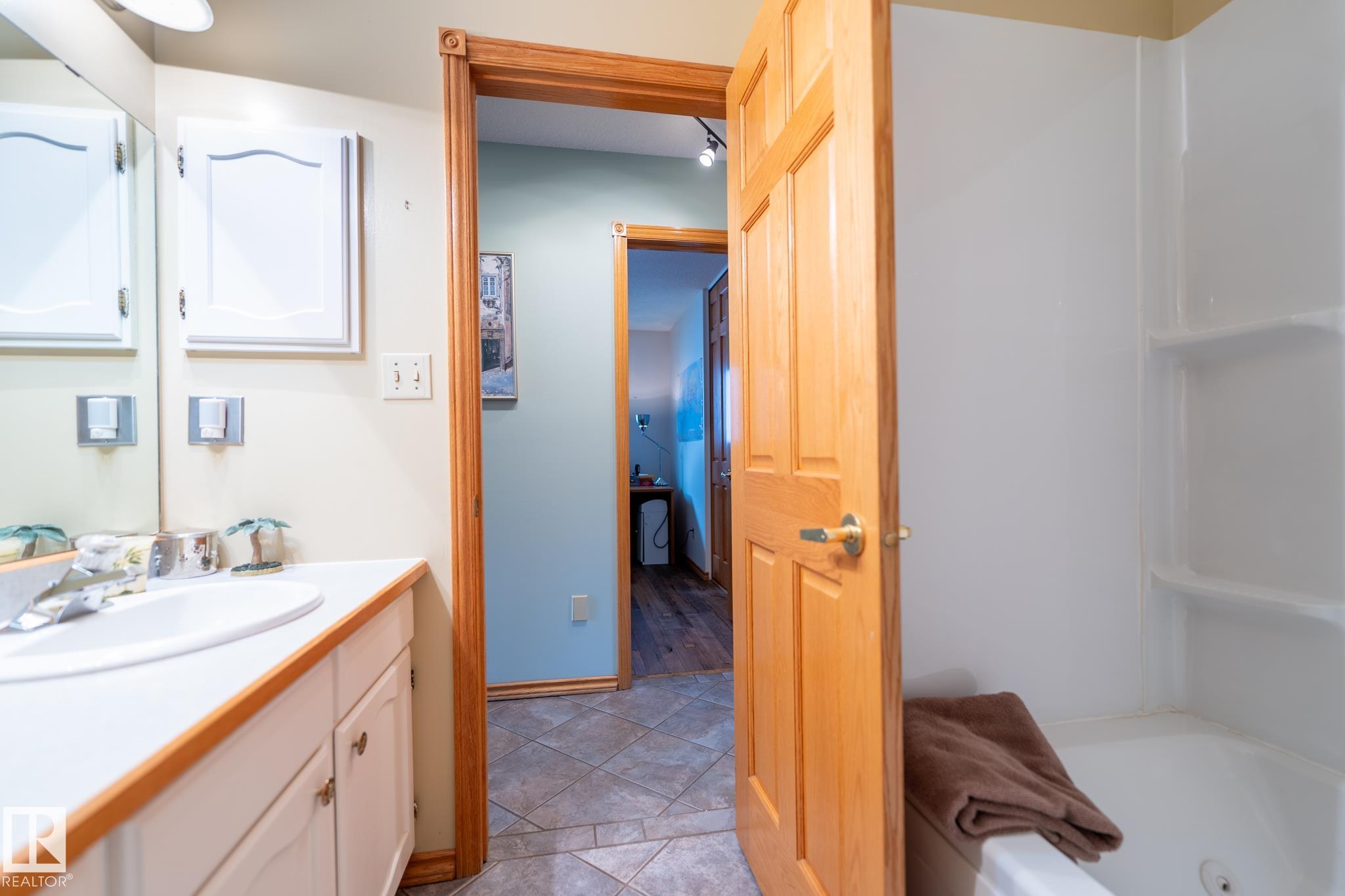 Photo 31 at 14336 58a Avenue NW, Brookside, Edmonton