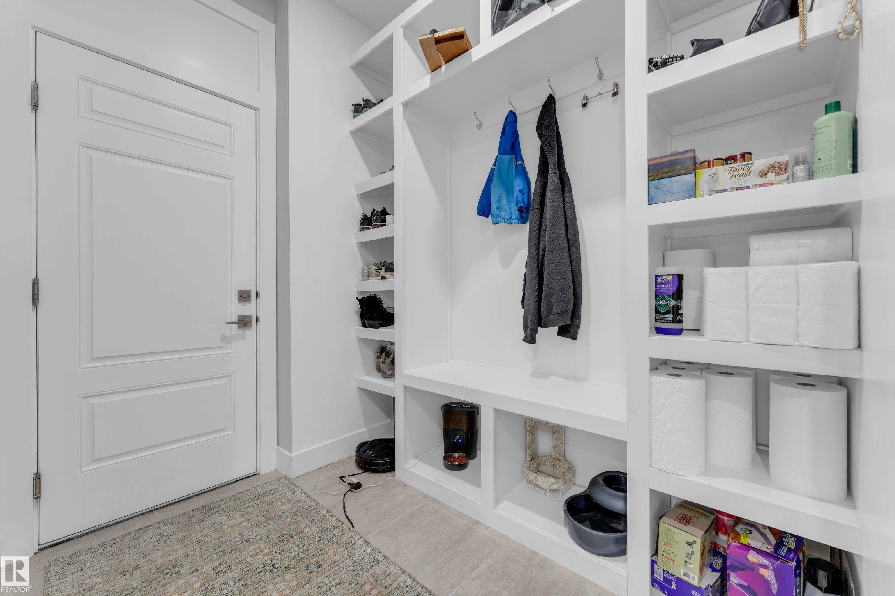 Photo 12 at 9 Lincoln Court, Stoneshire, Spruce Grove