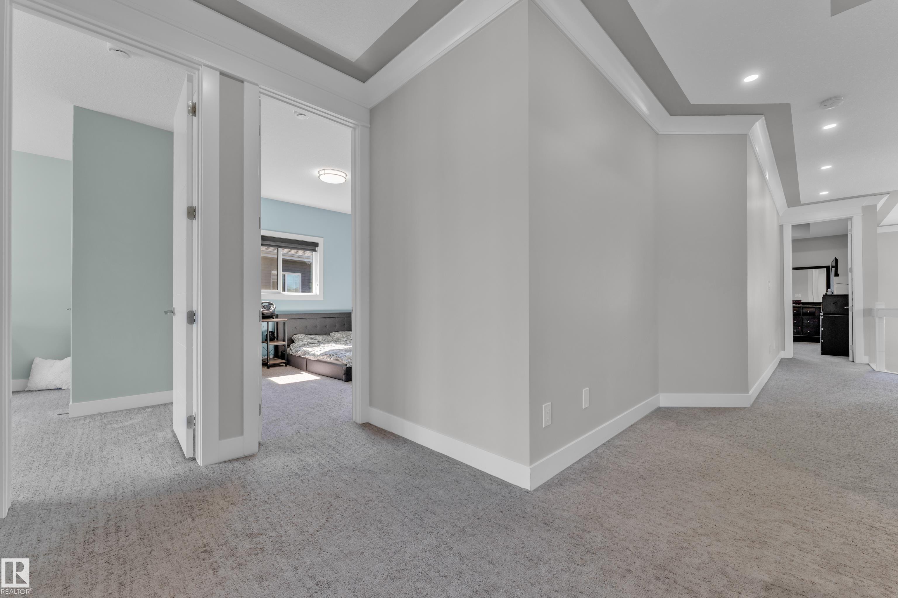 Photo 37 at 9 Lincoln Court, Stoneshire, Spruce Grove