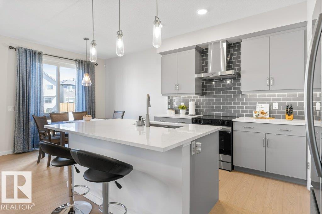 https://zimg.paragon.ice.com/ParagonImages/Property/PM/RAE/225402179/8/0/0/9665116e80756ad9b1247bfabedc0241/1/94ec1c7c3da30af96857658d68c371dc/225402179-1D6214CC-A460-4E8A-BE67-BCB80EA9F78D.JPG