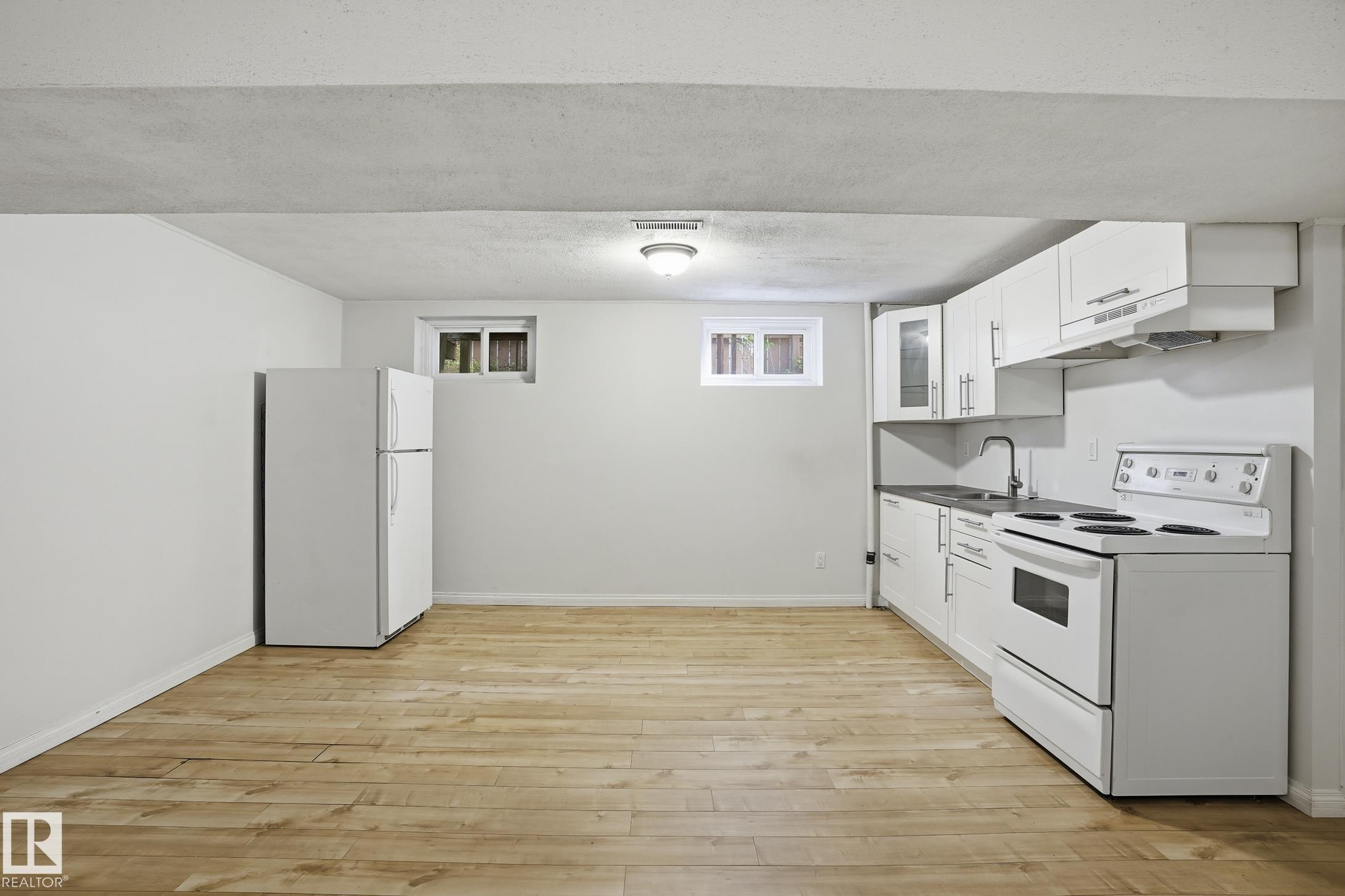 Photo 18 at 8103 75 Avenue NW, Avonmore, Edmonton