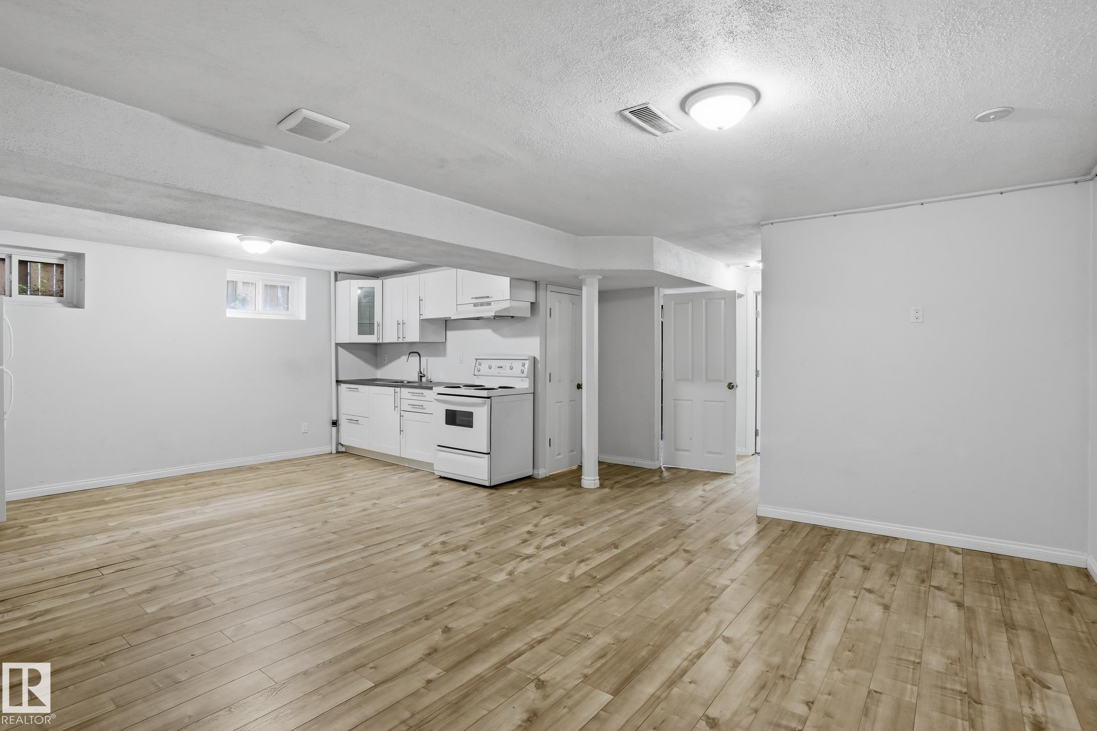 Photo 19 at 8103 75 Avenue NW, Avonmore, Edmonton