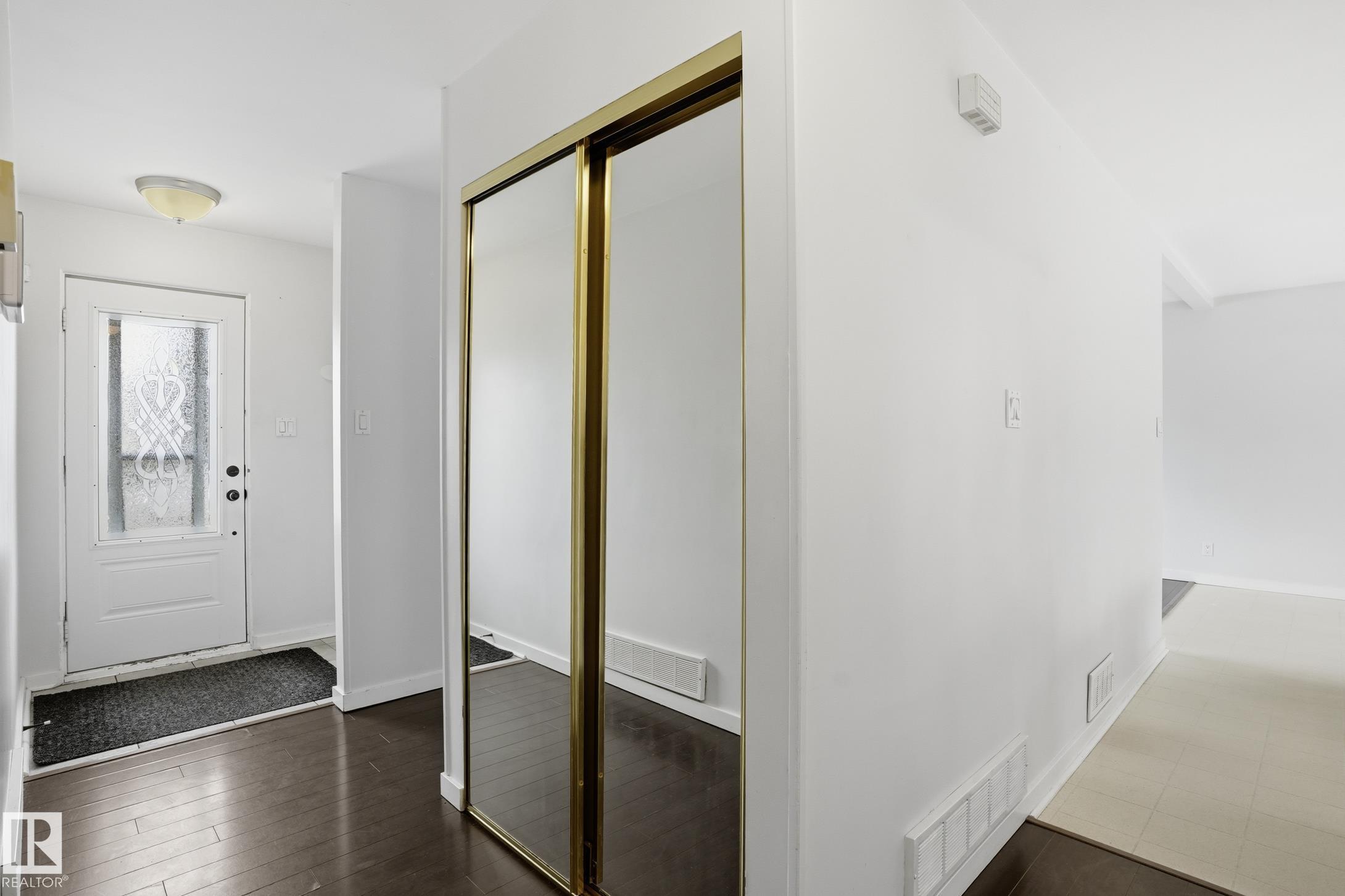 Picture for 8103 75 AV NW
