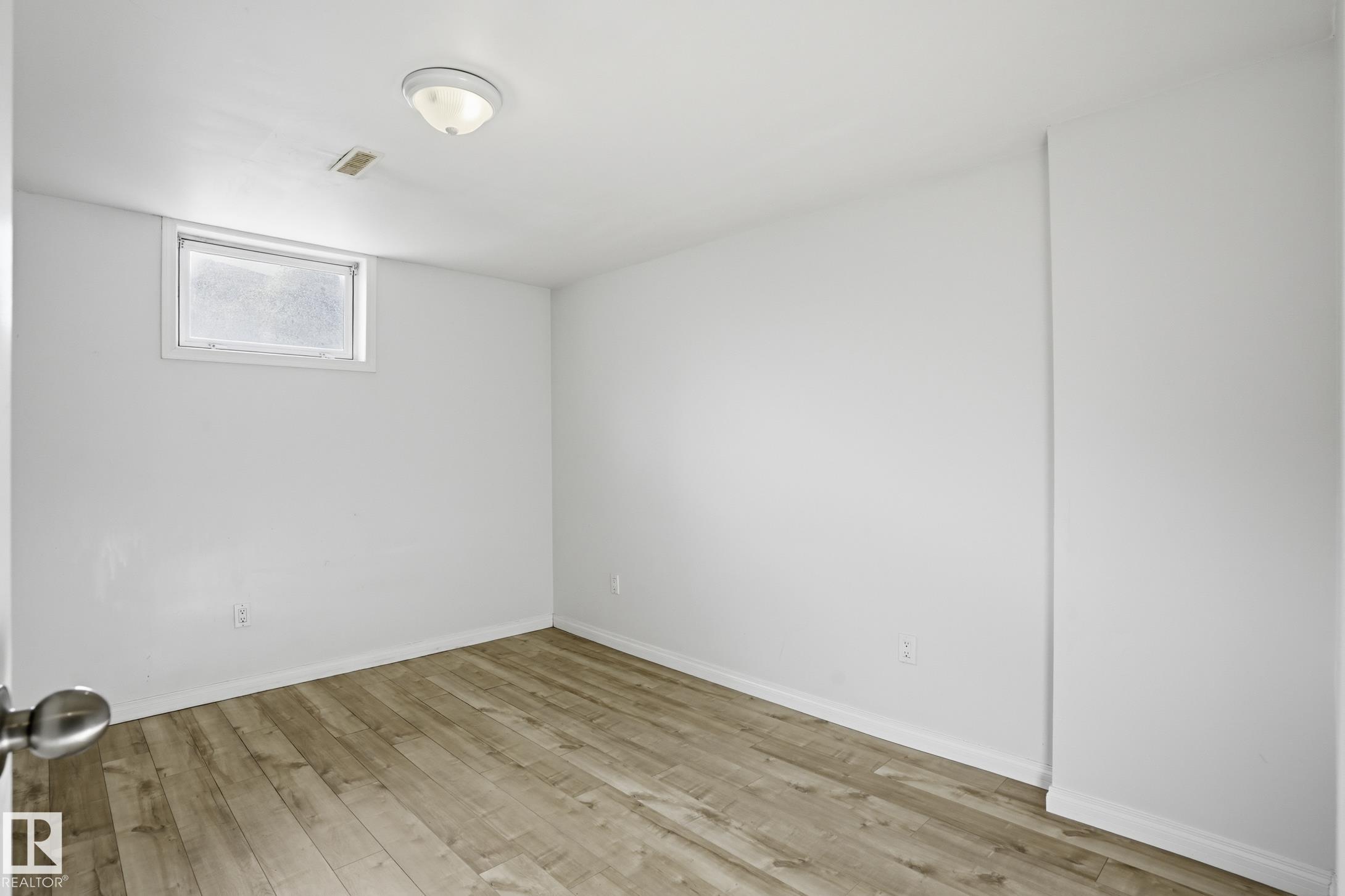 Photo 21 at 8103 75 Avenue NW, Avonmore, Edmonton