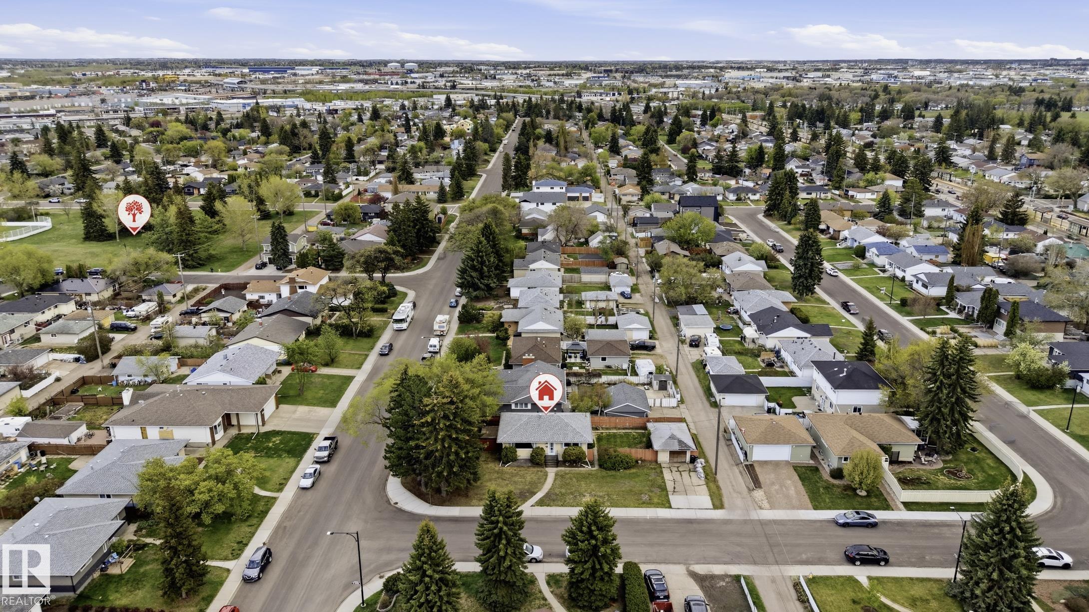 Photo 38 at 8103 75 Avenue NW, Avonmore, Edmonton