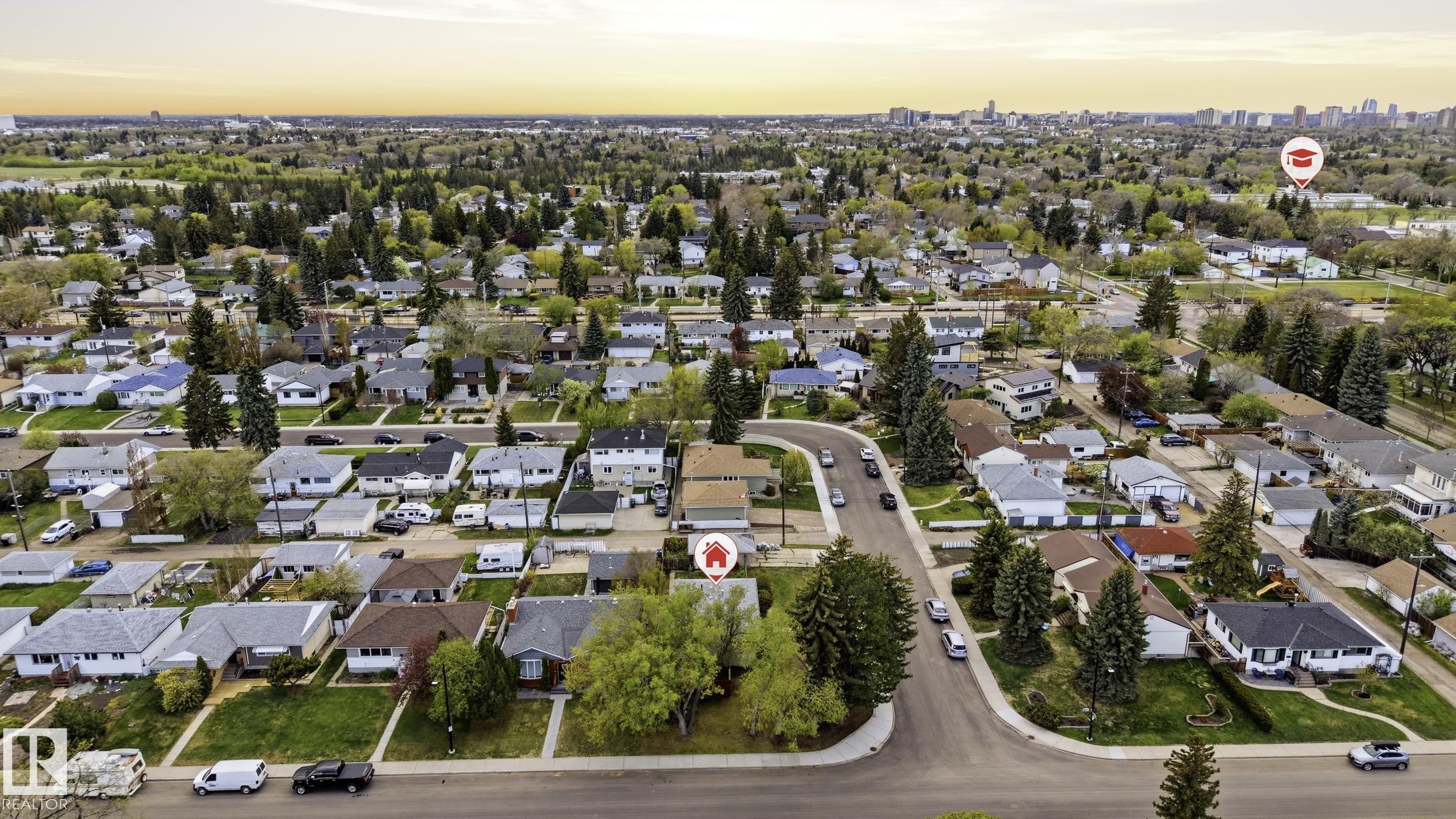 Photo 46 at 8103 75 Avenue NW, Avonmore, Edmonton