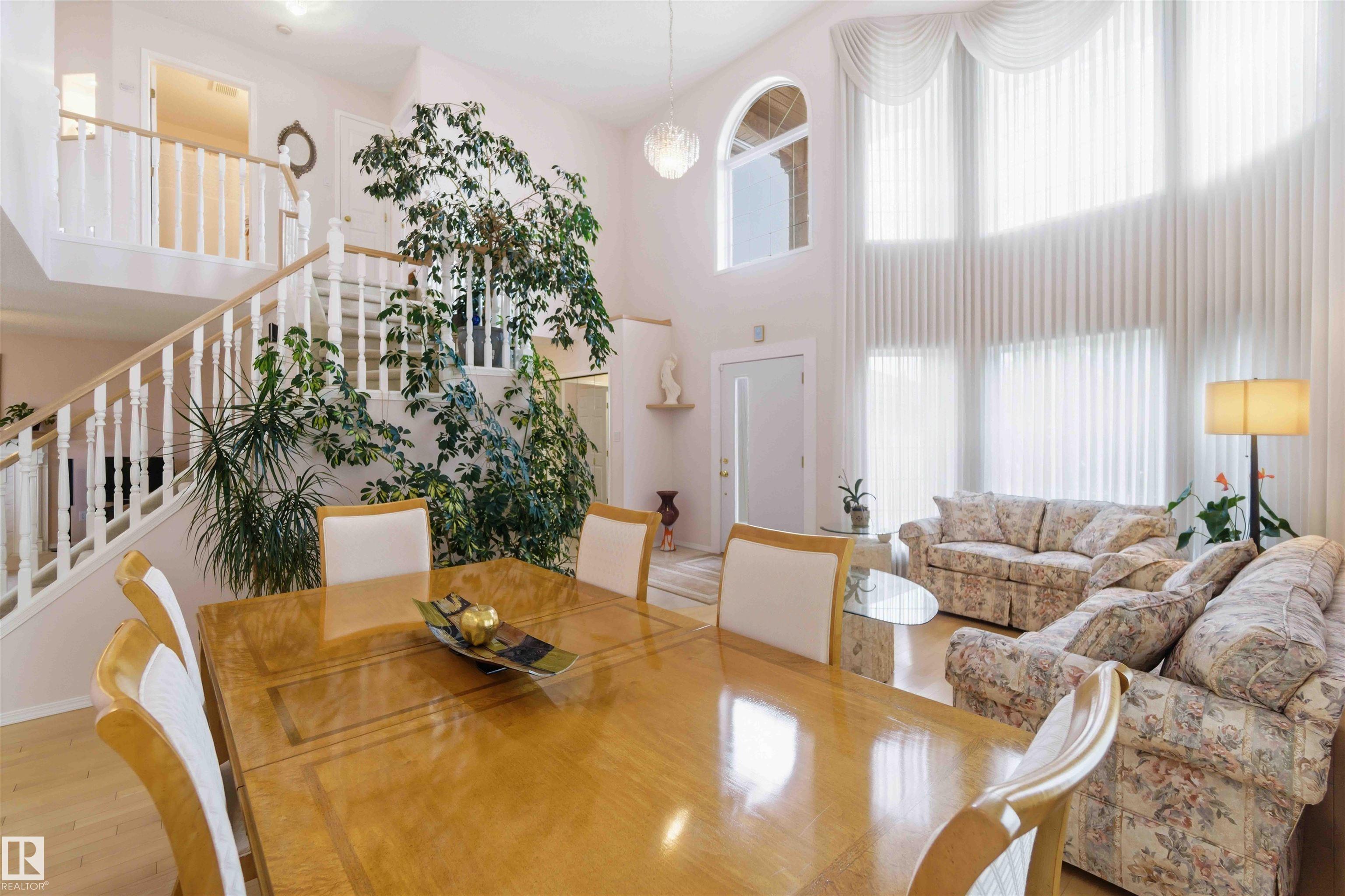 Photo 8 at #1 Colonial Close, Coloniale Estates, Beaumont