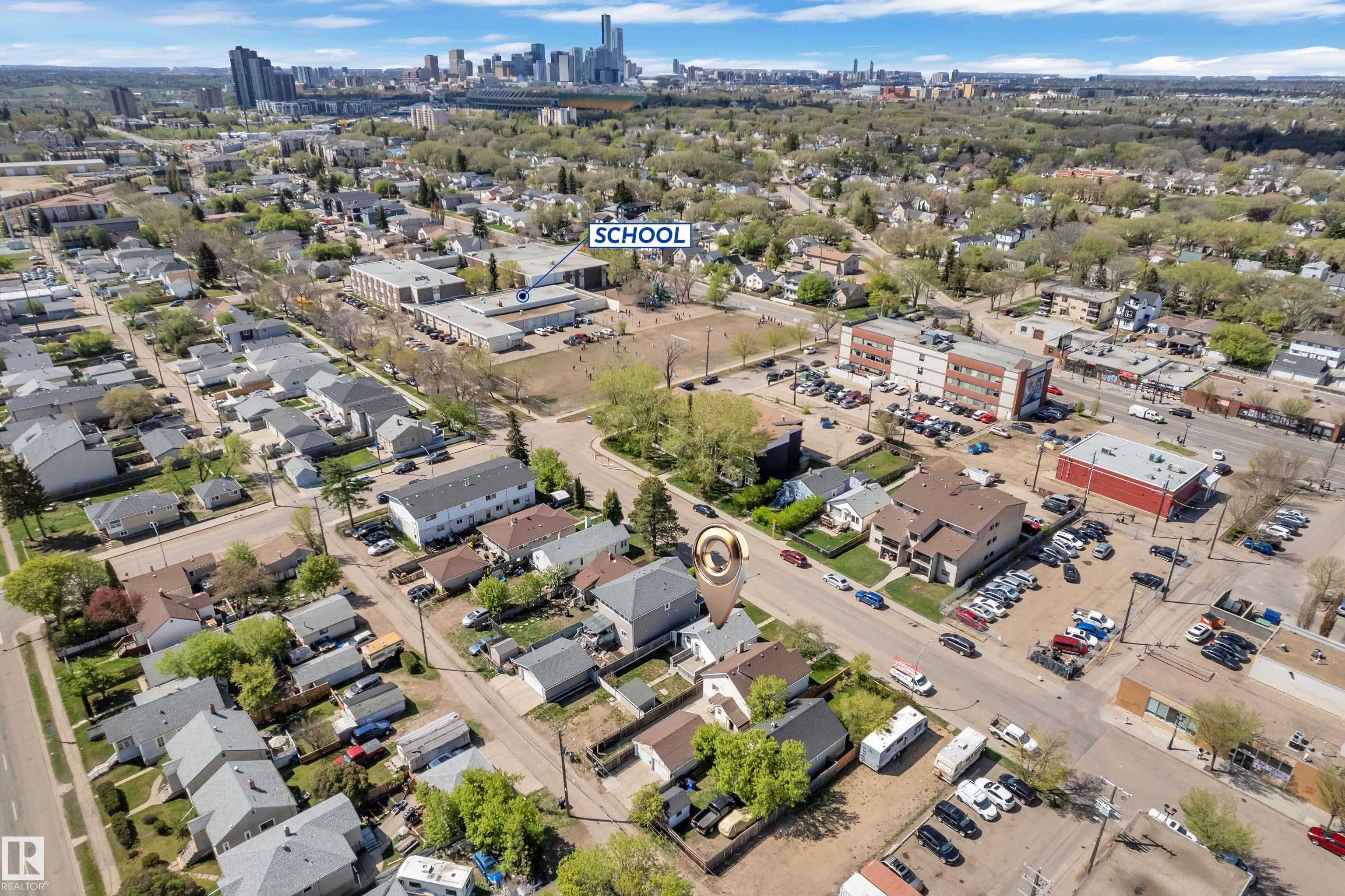 Photo 23 at 11721 81 Street NW, Parkdale, Edmonton