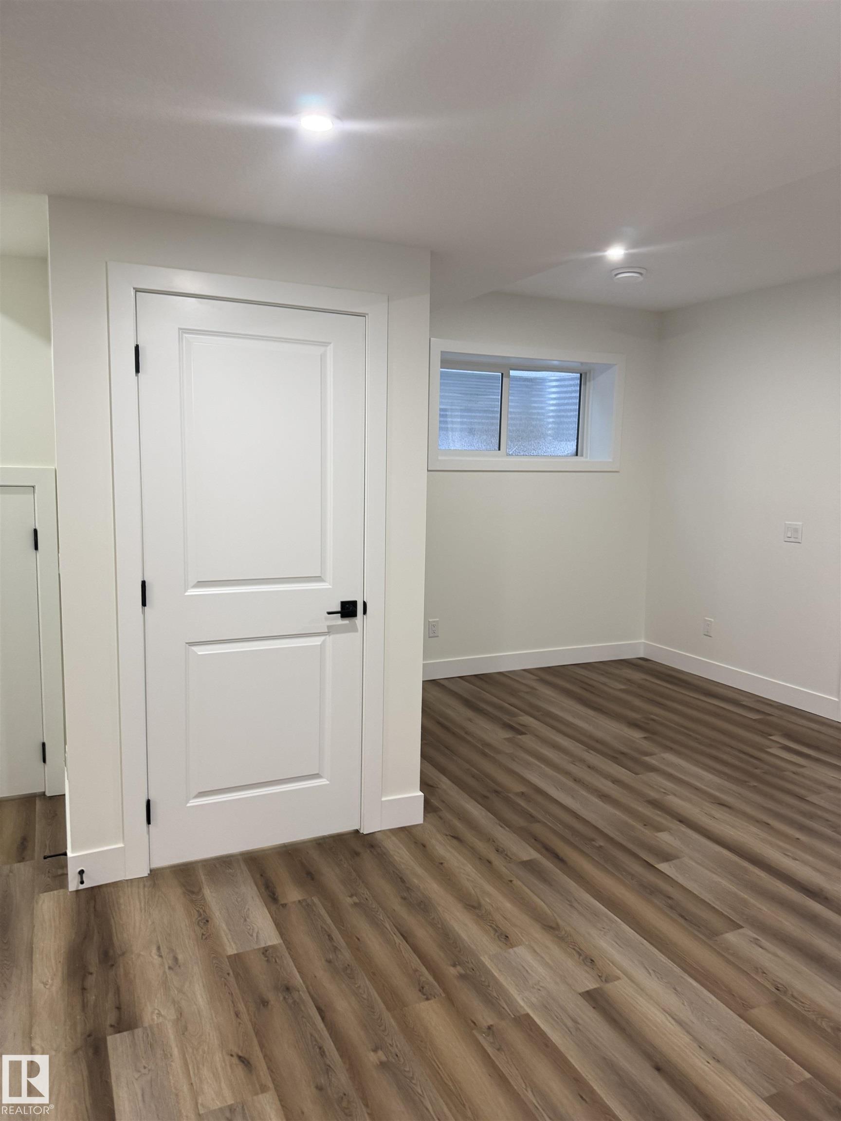 https://zimg.paragon.ice.com/ParagonImages/Property/PM/RAE/225402190/56/0/0/0e78e4ea667abb432536f4ae0d76422e/1/f7ba2812983306924c700847194093d6/225402190-42FB0E1C-CD37-4AB9-819F-880EC664B5BF.JPG
