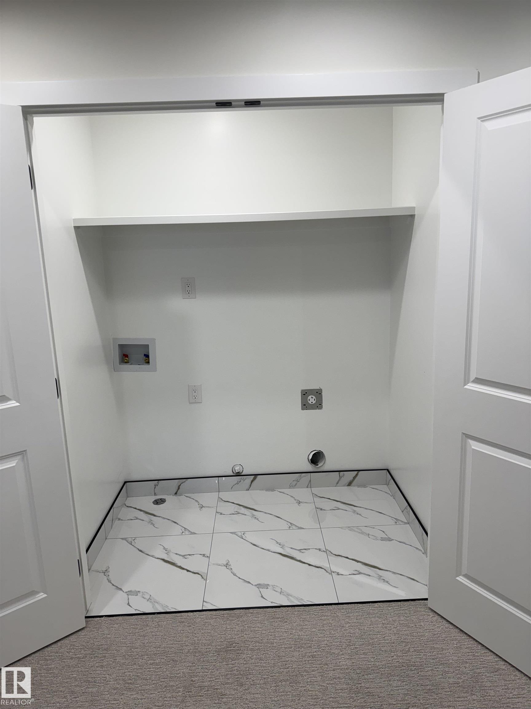 https://zimg.paragon.ice.com/ParagonImages/Property/PM/RAE/225402190/7/0/0/25241a3a0ecbc8598c7321d90c60c9c5/1/f7ba2812983306924c700847194093d6/225402190-FBF924CA-DFDA-4264-B02A-601264384FEE.JPG