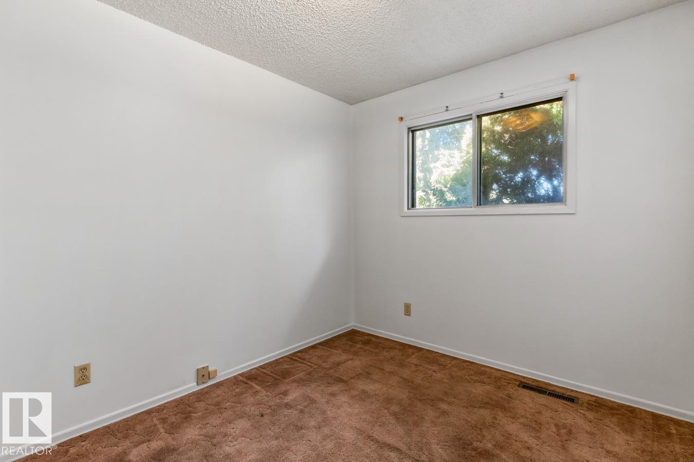 Photo 19 at 8507 52 Street NW, Kenilworth, Edmonton