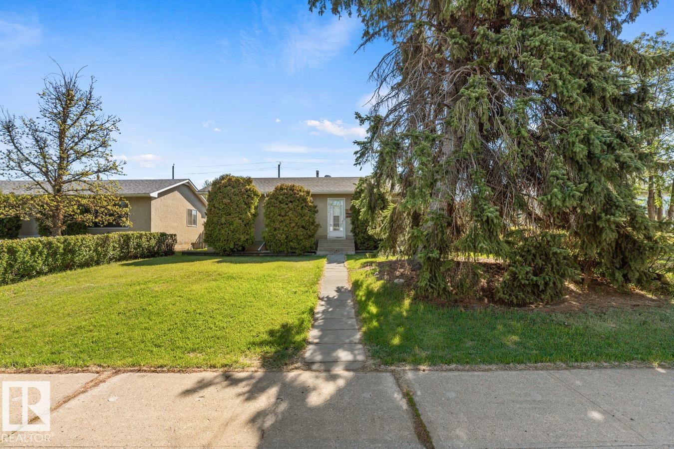 8507 52 Street NW, Kenilworth, Edmonton