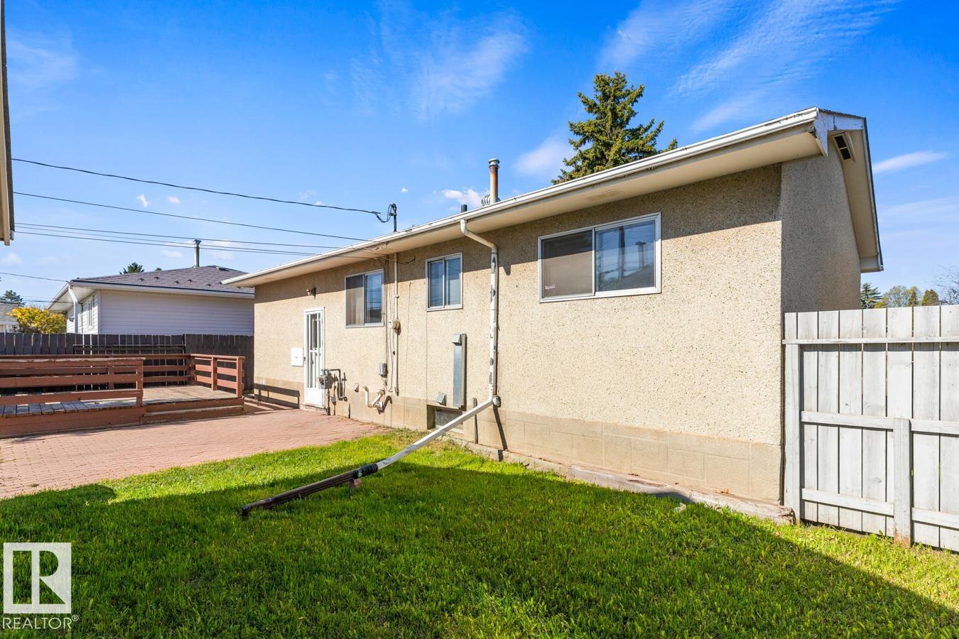 Photo 32 at 8507 52 Street NW, Kenilworth, Edmonton