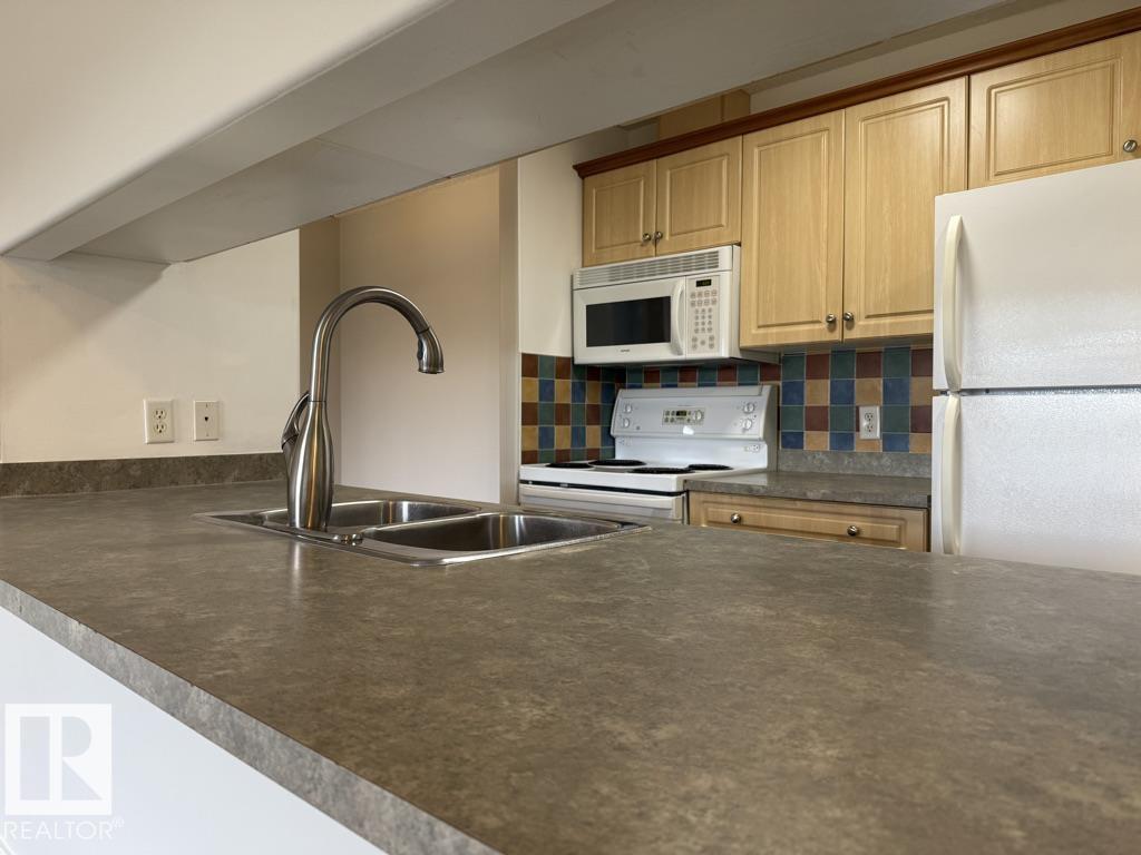 Photo 11 at 316 - 16303 95 Street NW, Eaux Claires, Edmonton
