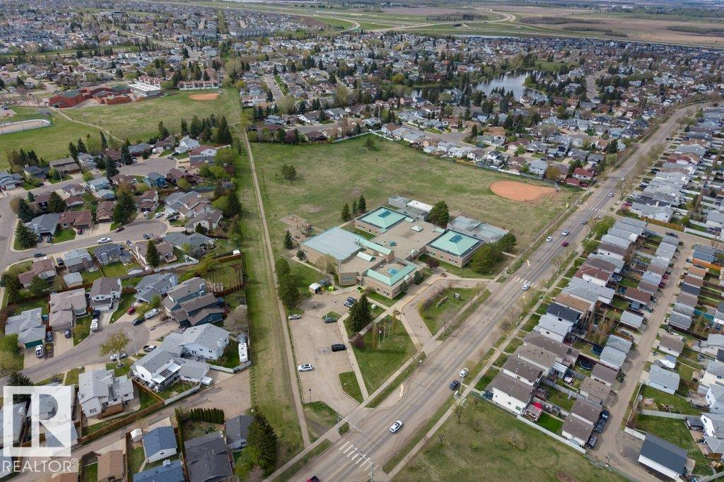 https://zimg.paragon.ice.com/ParagonImages/Property/PM/RAE/225402201/38/0/0/bef343ce342e43157dc704fe0e3fd6bd/1/8e180837b1dd89b3182b63d6588a668a/225402201-4a5db0e0-bb7c-46f3-af99-91fca0739fb0.JPG