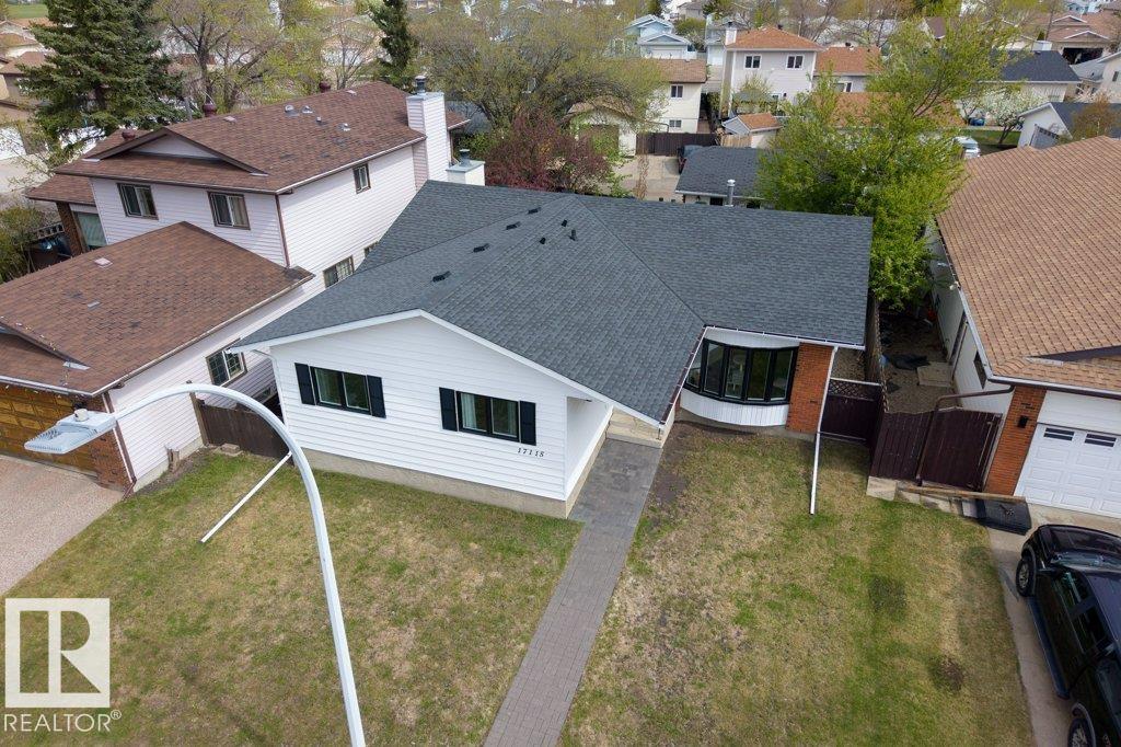 https://zimg.paragon.ice.com/ParagonImages/Property/PM/RAE/225402201/47/0/0/176fa767e35bb076767dae755d146d9d/1/8e180837b1dd89b3182b63d6588a668a/225402201-15bbf805-db28-411a-a385-82fe9b8593fd.JPG