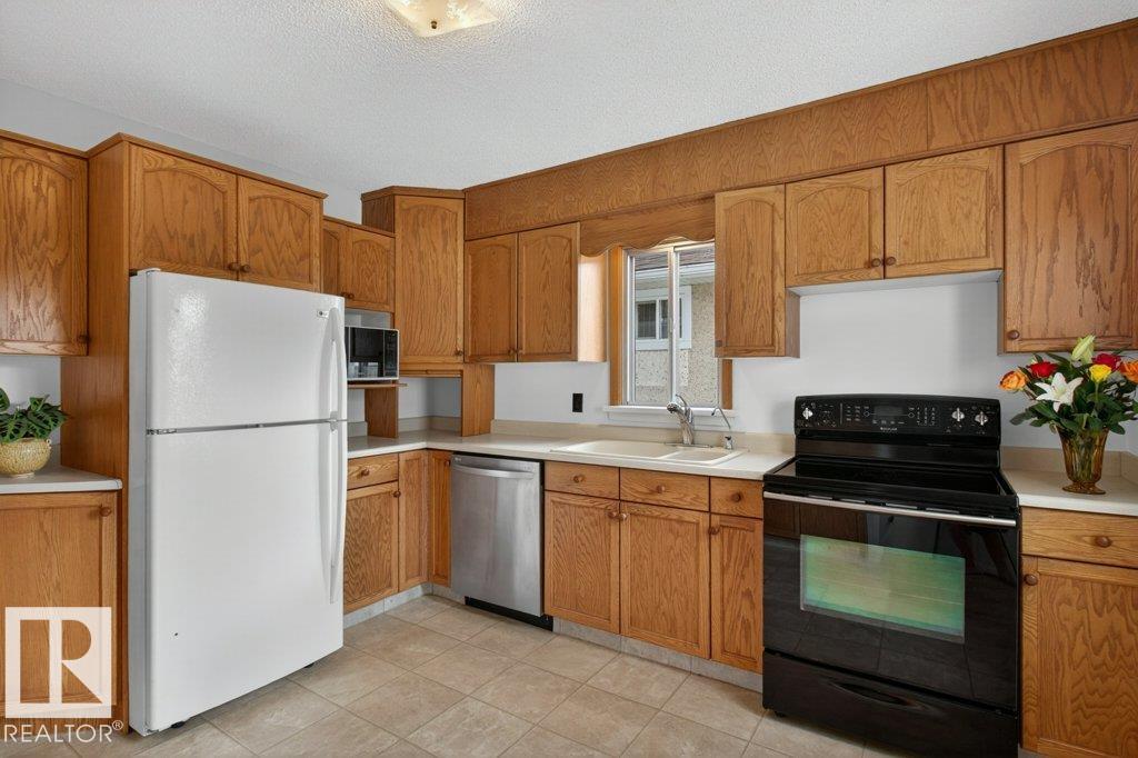 Photo 7 at 10640 79 Street NW, Forest Heights, Edmonton