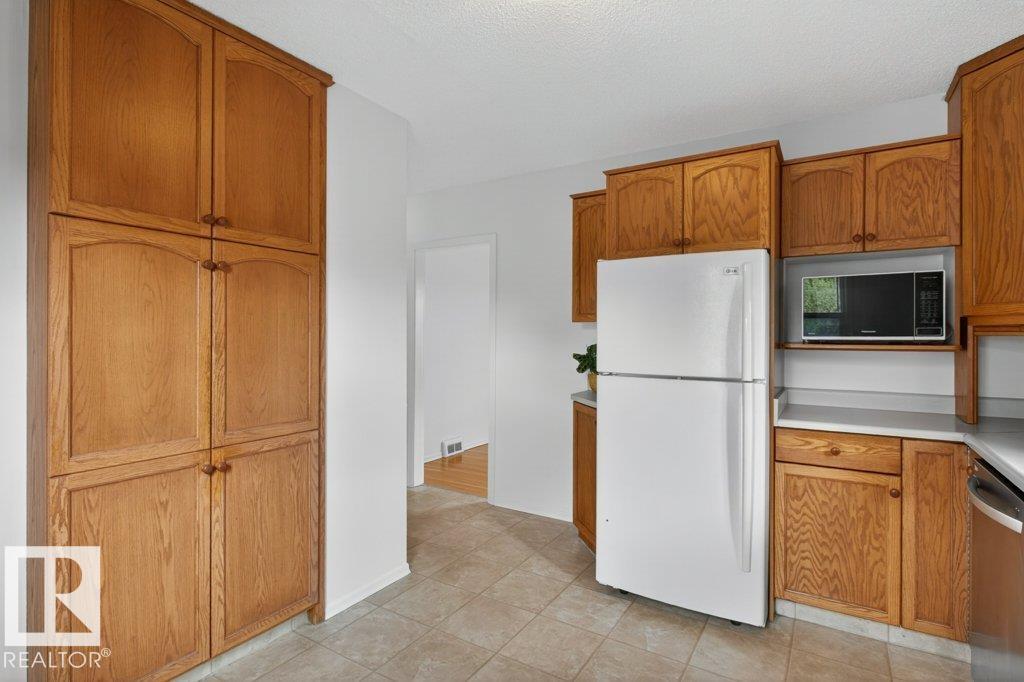 Photo 8 at 10640 79 Street NW, Forest Heights, Edmonton