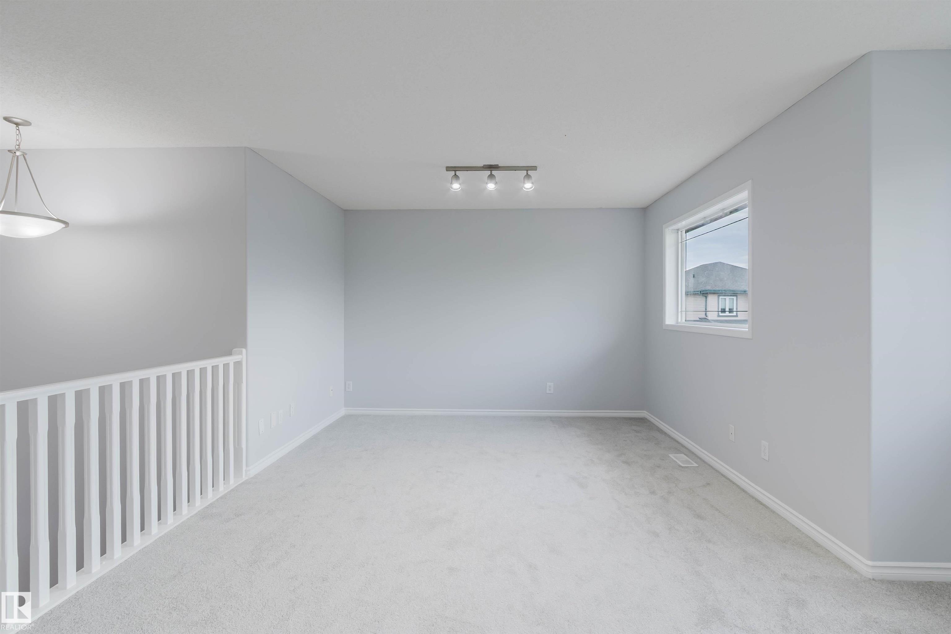 https://zimg.paragon.ice.com/ParagonImages/Property/PM/RAE/225402214/22/0/0/07d1746c11387927744ff79b6655e8b8/1/e43b602d4b8df5f8a62687f463fa8dc4/225402214-b020bd8d-63b2-47f8-b39b-772e0f8faec7.JPG