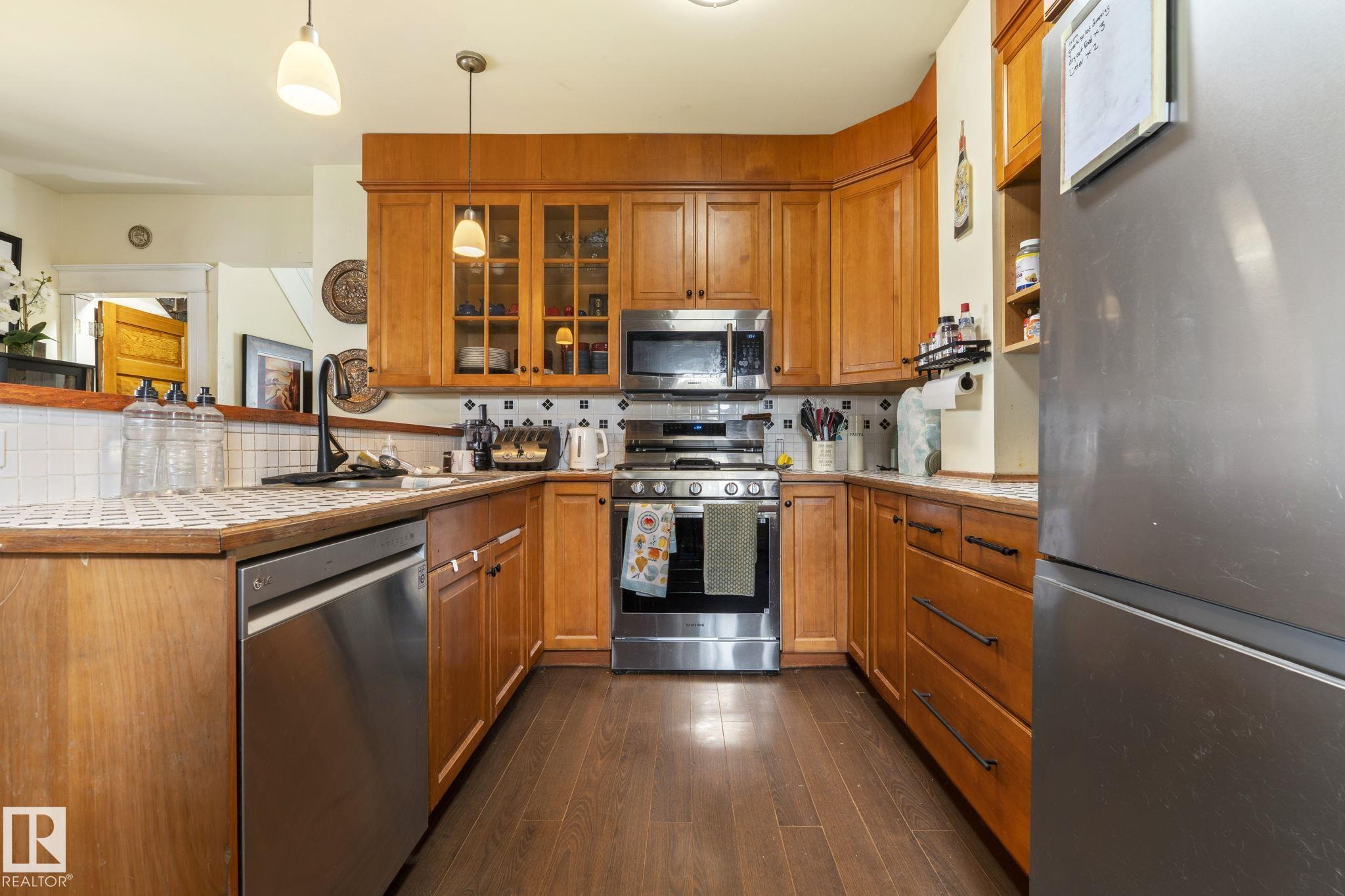 Photo 11 at 54255 Rge Road 222, None, Rural Strathcona County