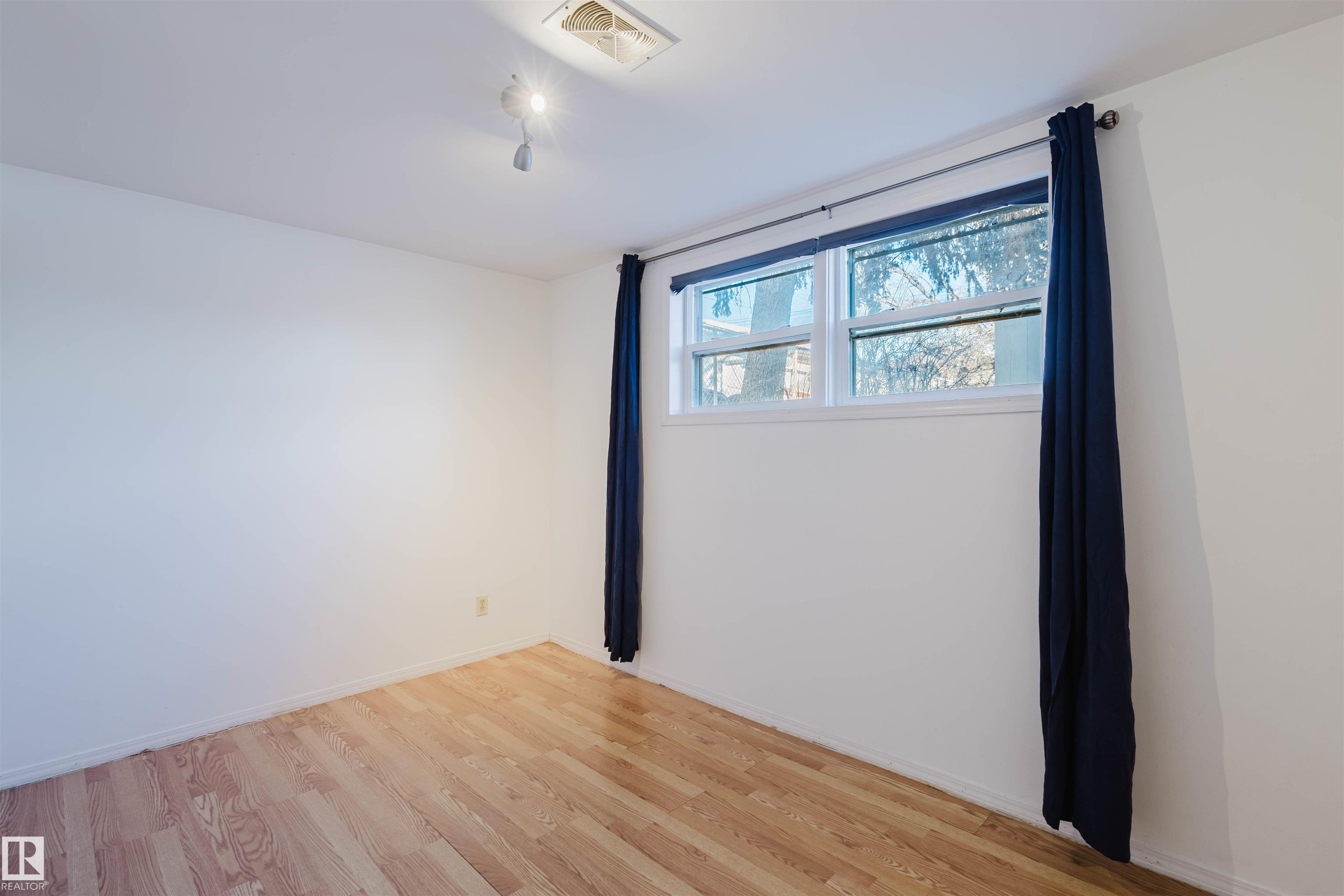 Photo 29 at 10511 80 Street NW, Forest Heights, Edmonton