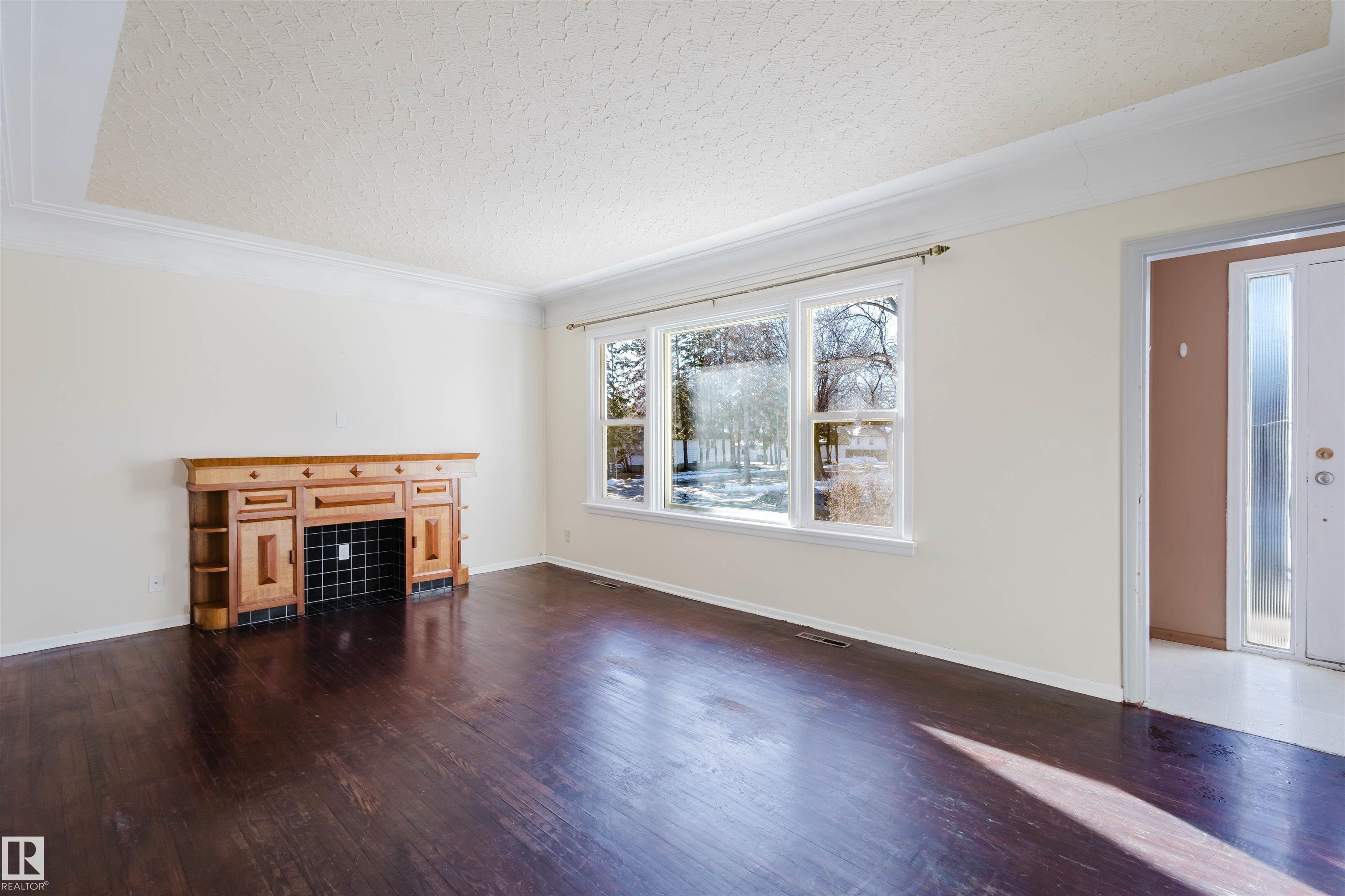 10511 80 Street NW, Forest Heights, Edmonton