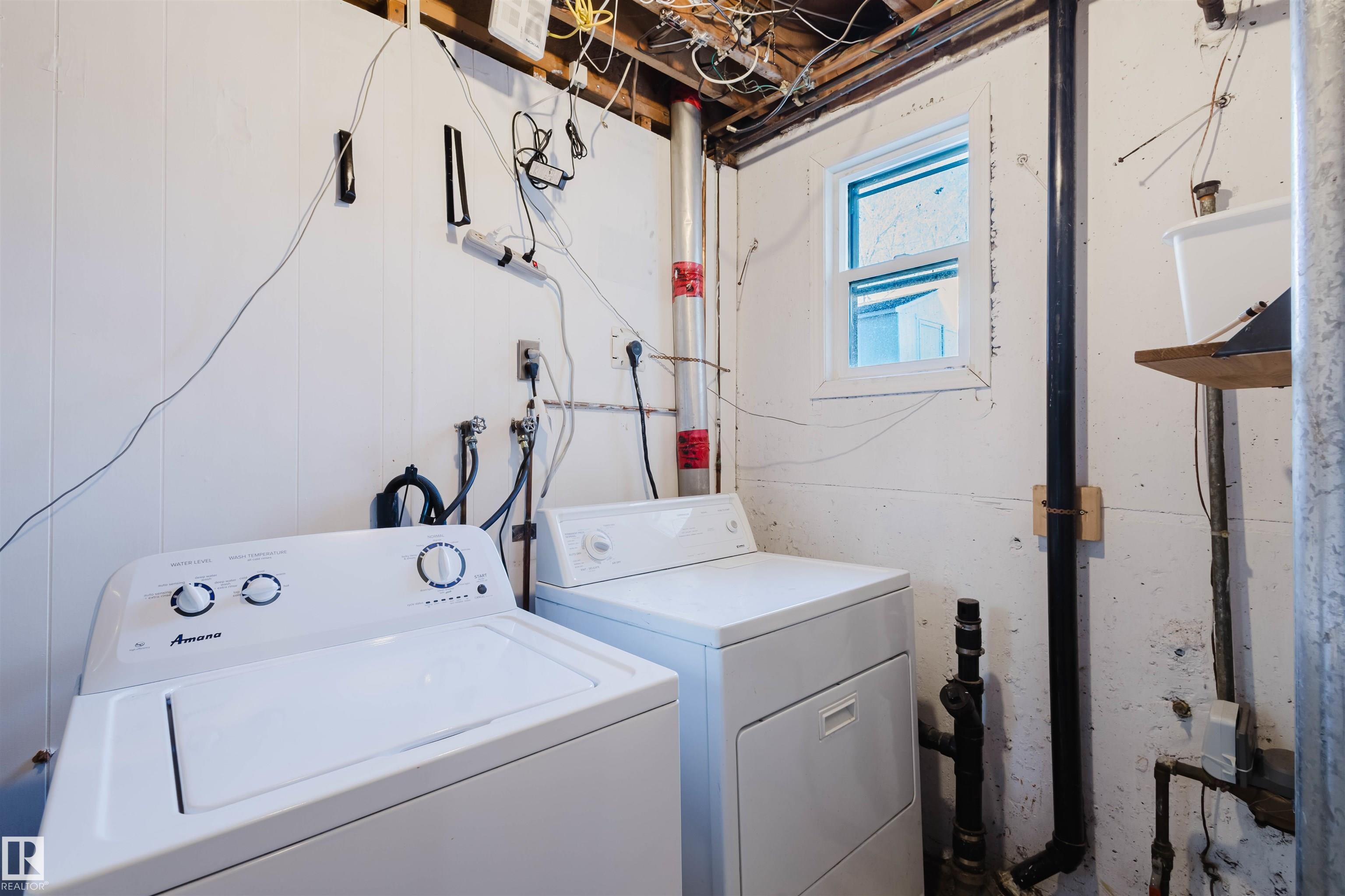 Photo 33 at 10511 80 Street NW, Forest Heights, Edmonton