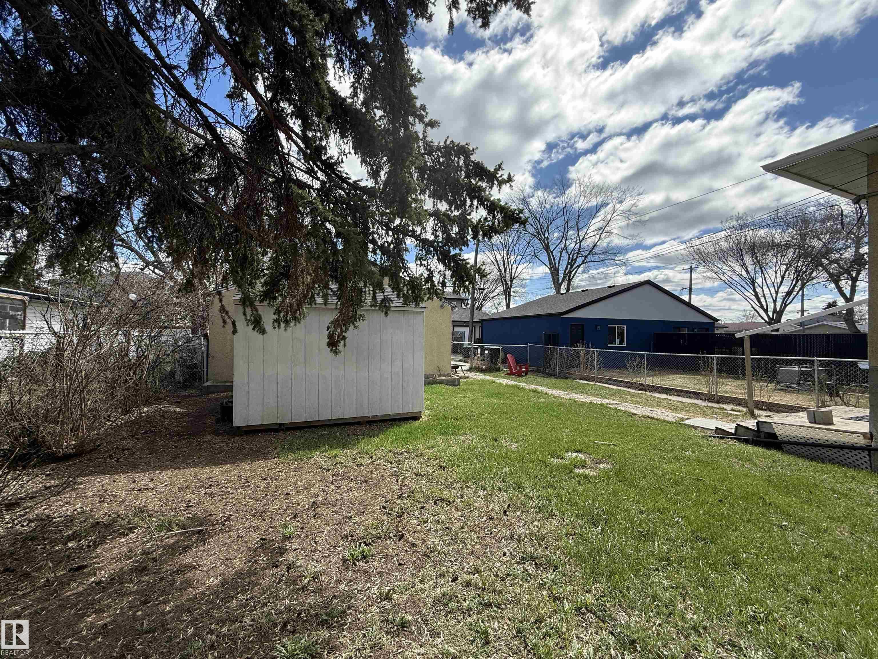 Photo 37 at 10511 80 Street NW, Forest Heights, Edmonton