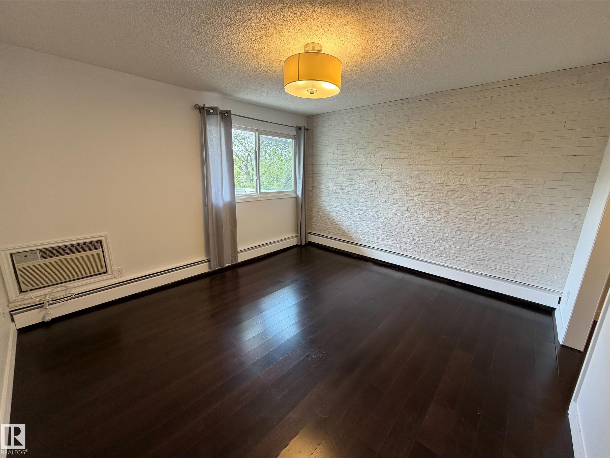 Photo 18 at 403 - 10335 118 Street NW, Wîhkwêntôwin, Edmonton