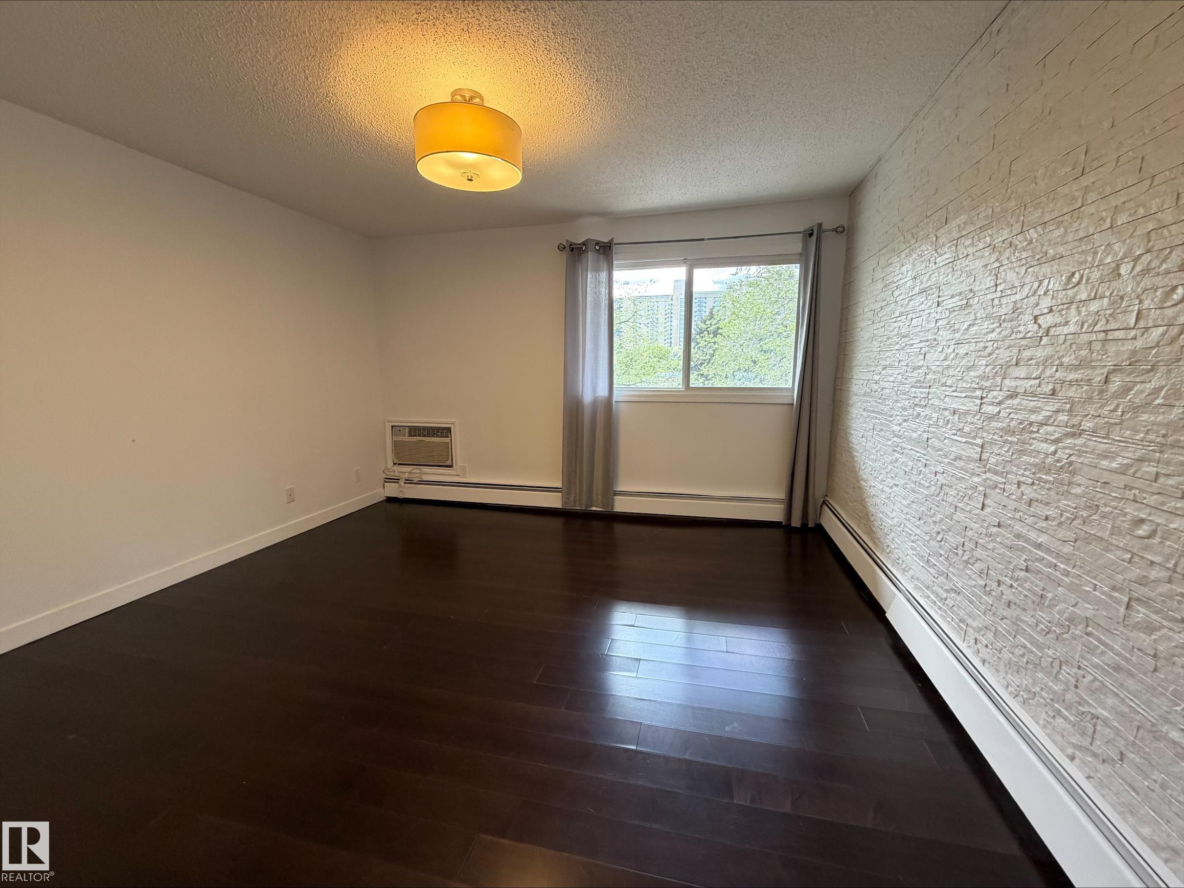 Photo 19 at 403 - 10335 118 Street NW, Wîhkwêntôwin, Edmonton
