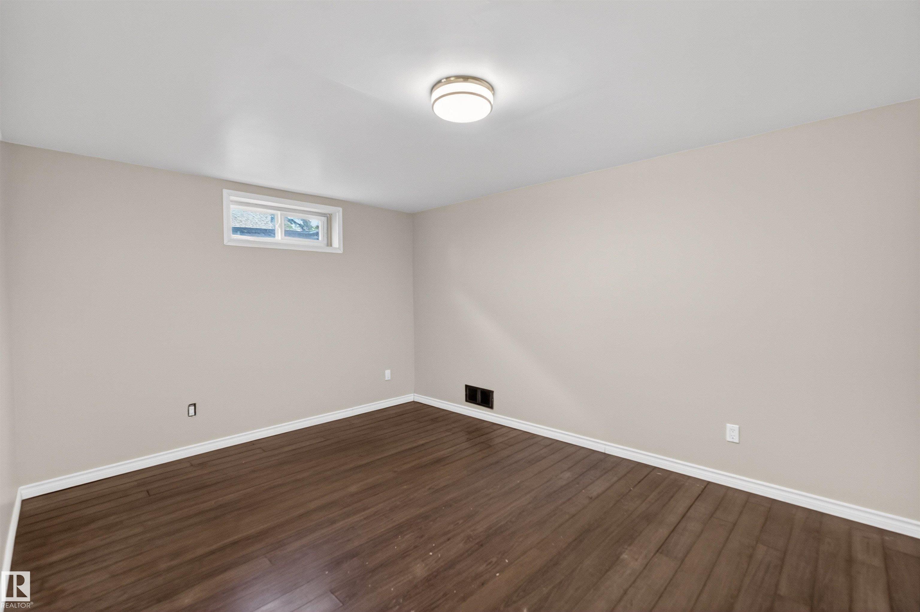 https://zimg.paragon.ice.com/ParagonImages/Property/PM/RAE/225402227/28/0/0/736b8cd73a741f5e80ab7549e4fe3289/1/786c7cc1616c9bb6dd001f07f4d45f7f/225402227-04a7f4ec-014f-4a2b-bd9f-6c9f8cfe635b.JPG