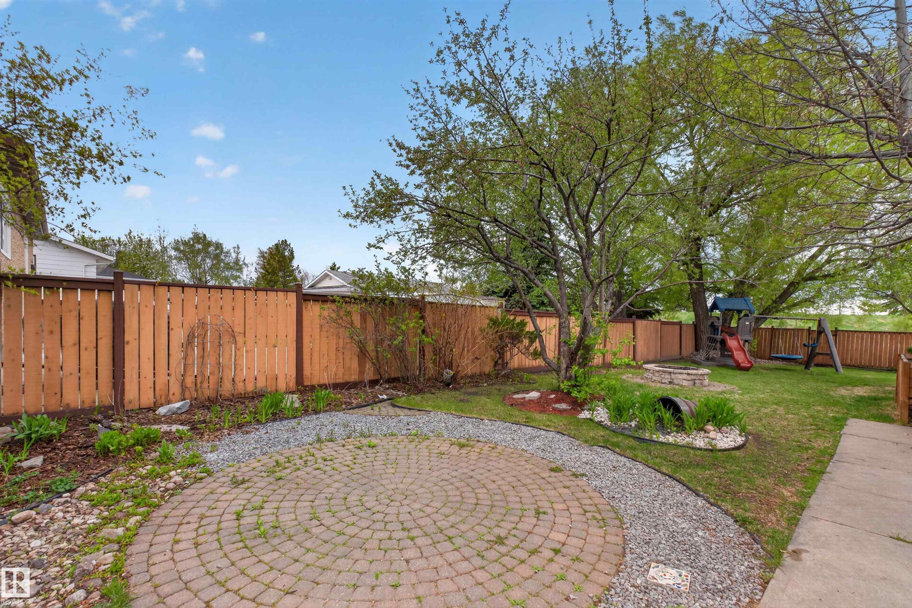 https://zimg.paragon.ice.com/ParagonImages/Property/PM/RAE/225402227/39/0/0/42da94ca36d591d0ab3f8ed84788cc7a/1/786c7cc1616c9bb6dd001f07f4d45f7f/225402227-6a0d893b-c799-4afd-926b-d84953a5122a.JPG