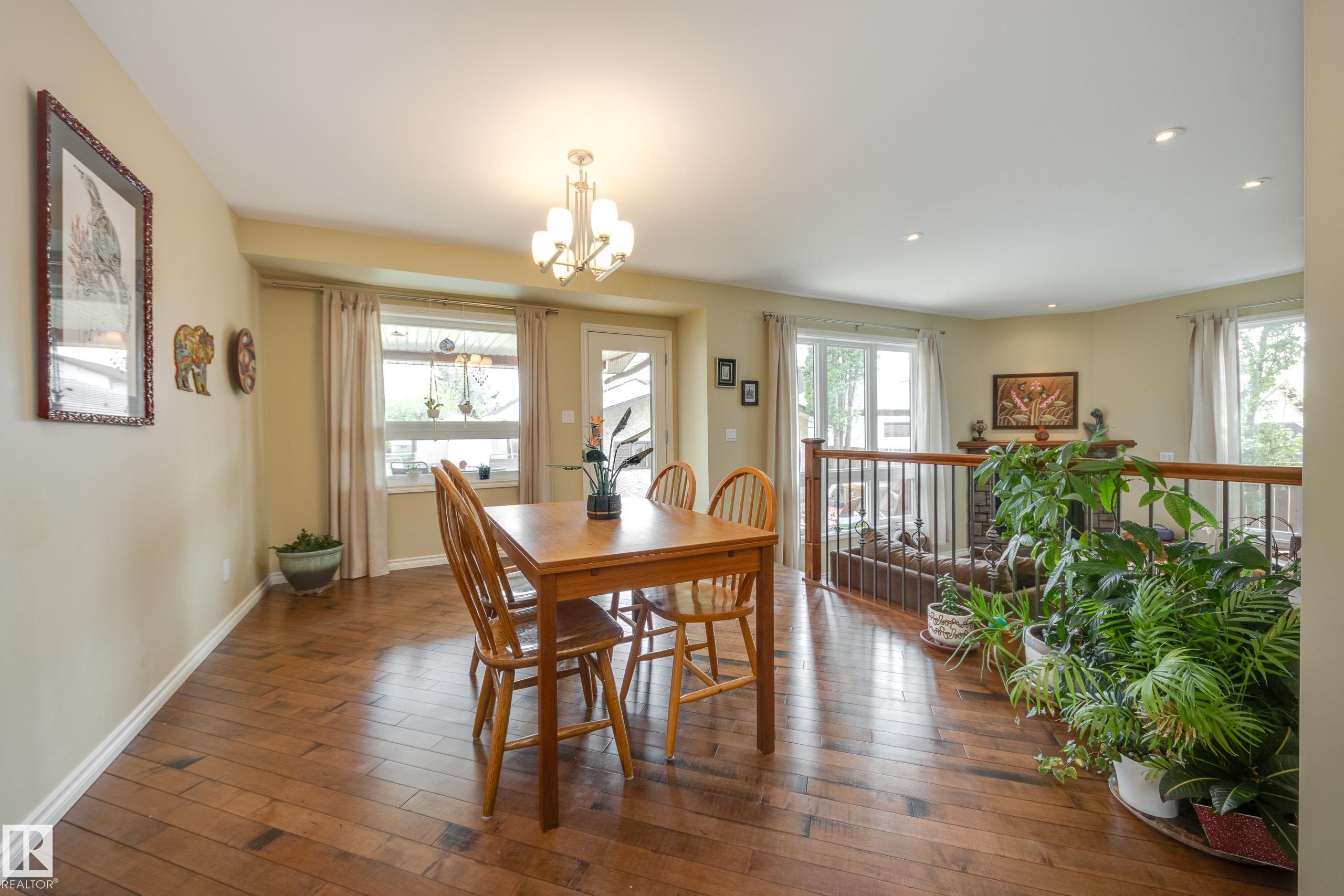 Photo 14 at 9327 75 Avenue NW, Ritchie, Edmonton