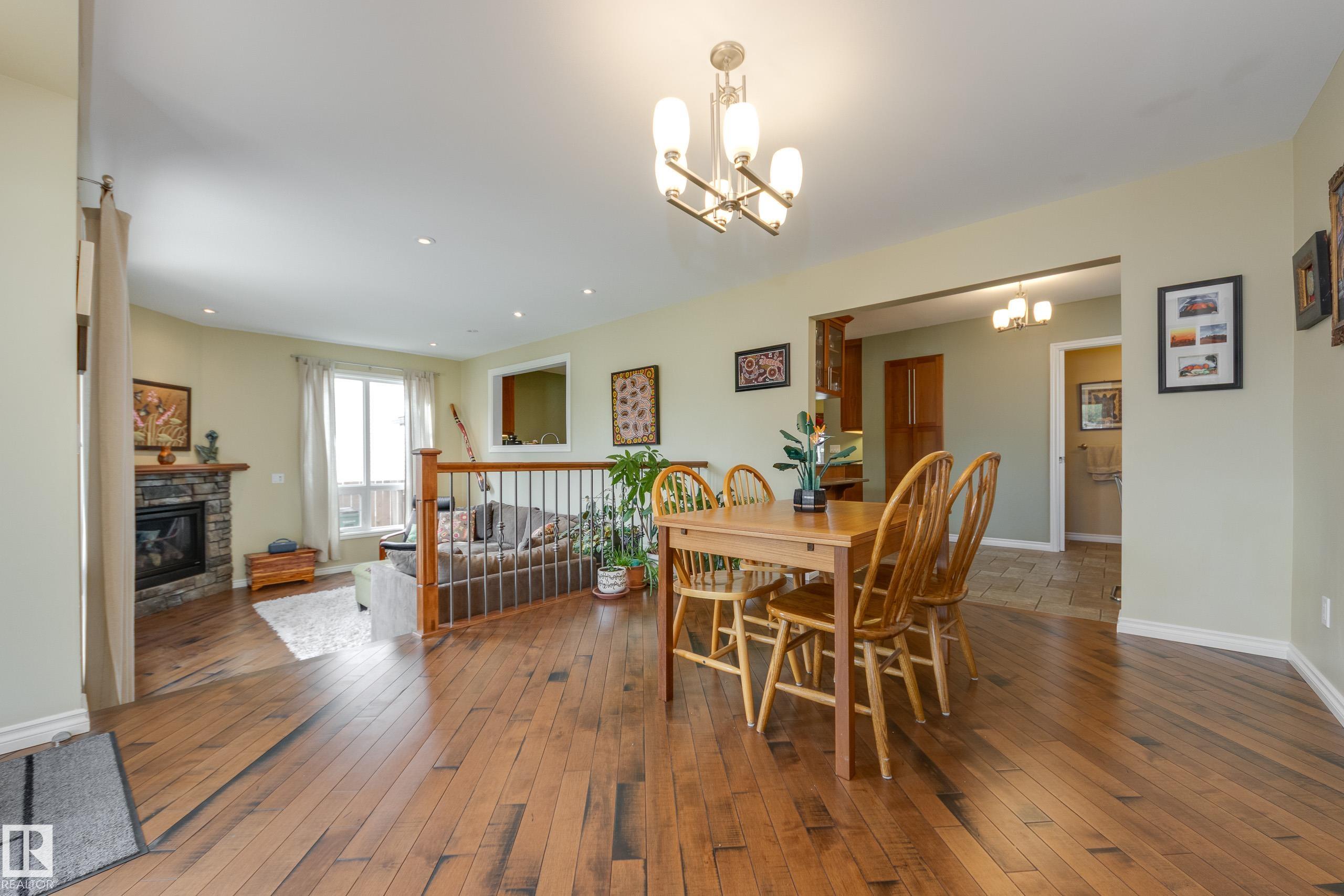Photo 15 at 9327 75 Avenue NW, Ritchie, Edmonton